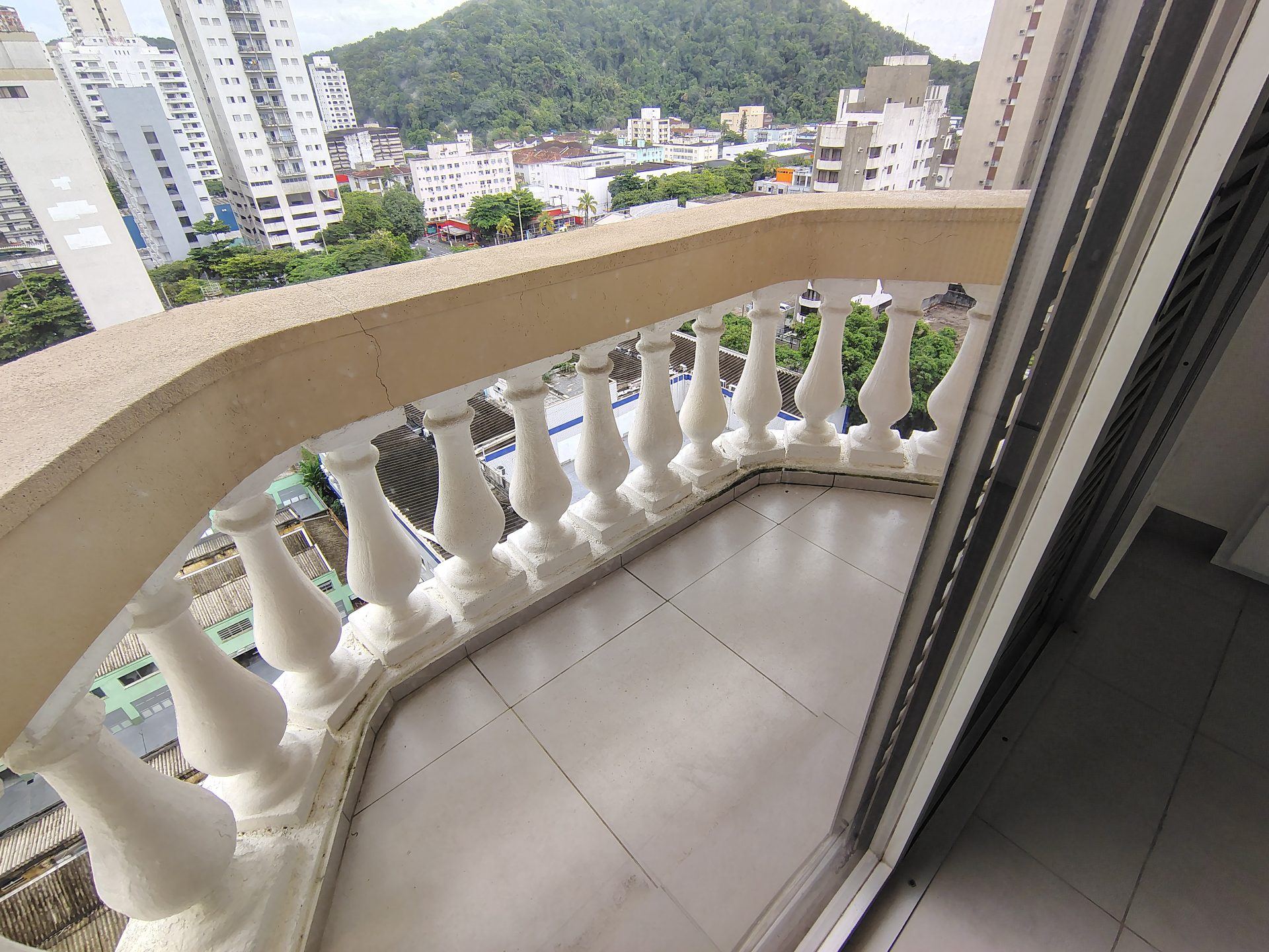 Apto 4 dorms., 1 vaga, andar alto, sacada, Pitangueiras (cópia) em Pitangueiras, Guarujá — foto 14