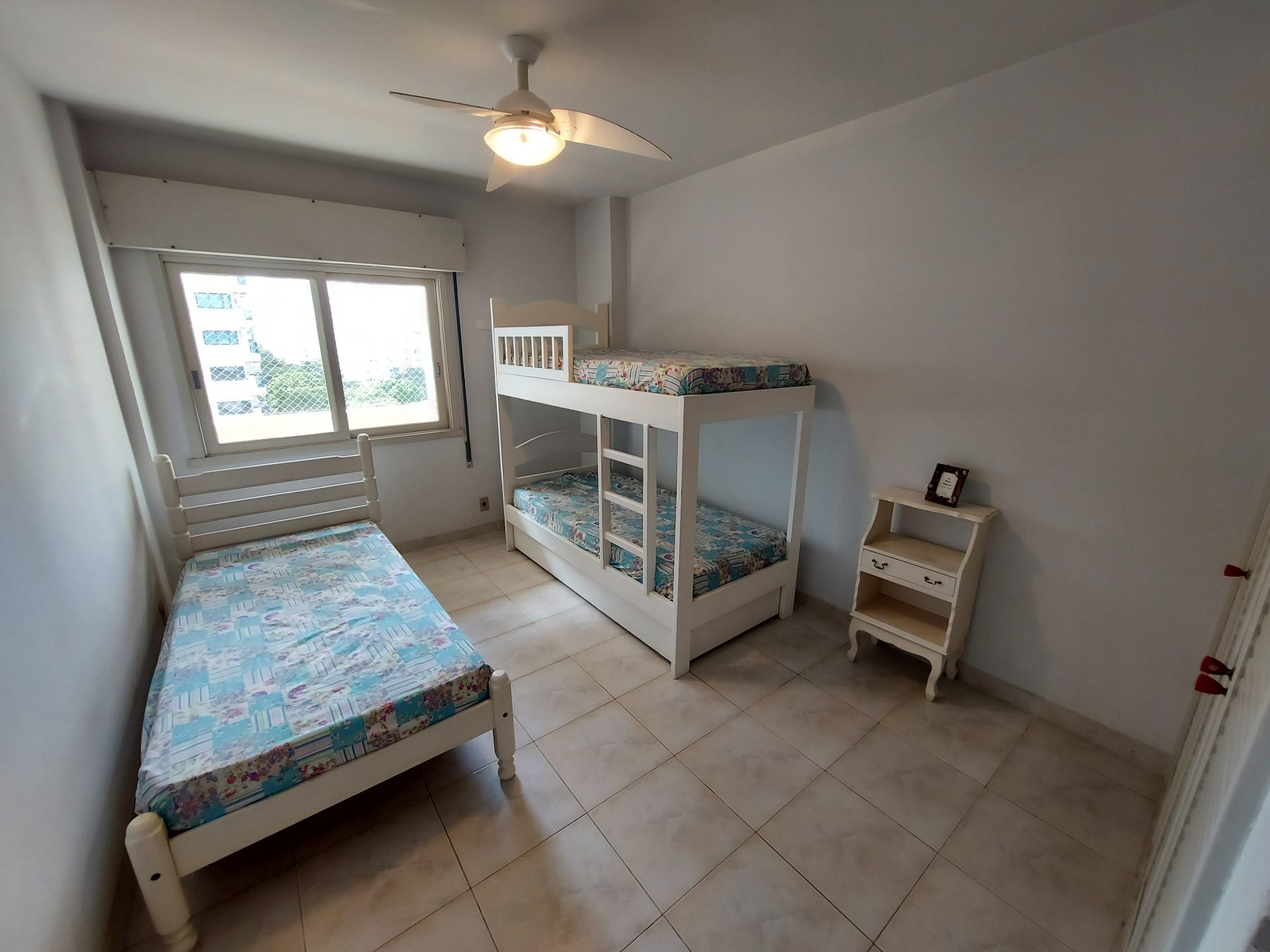 Apto 4 quartos, sacada, 1 vaga, Pitangueiras em Pitangueiras, Guarujá — foto 9