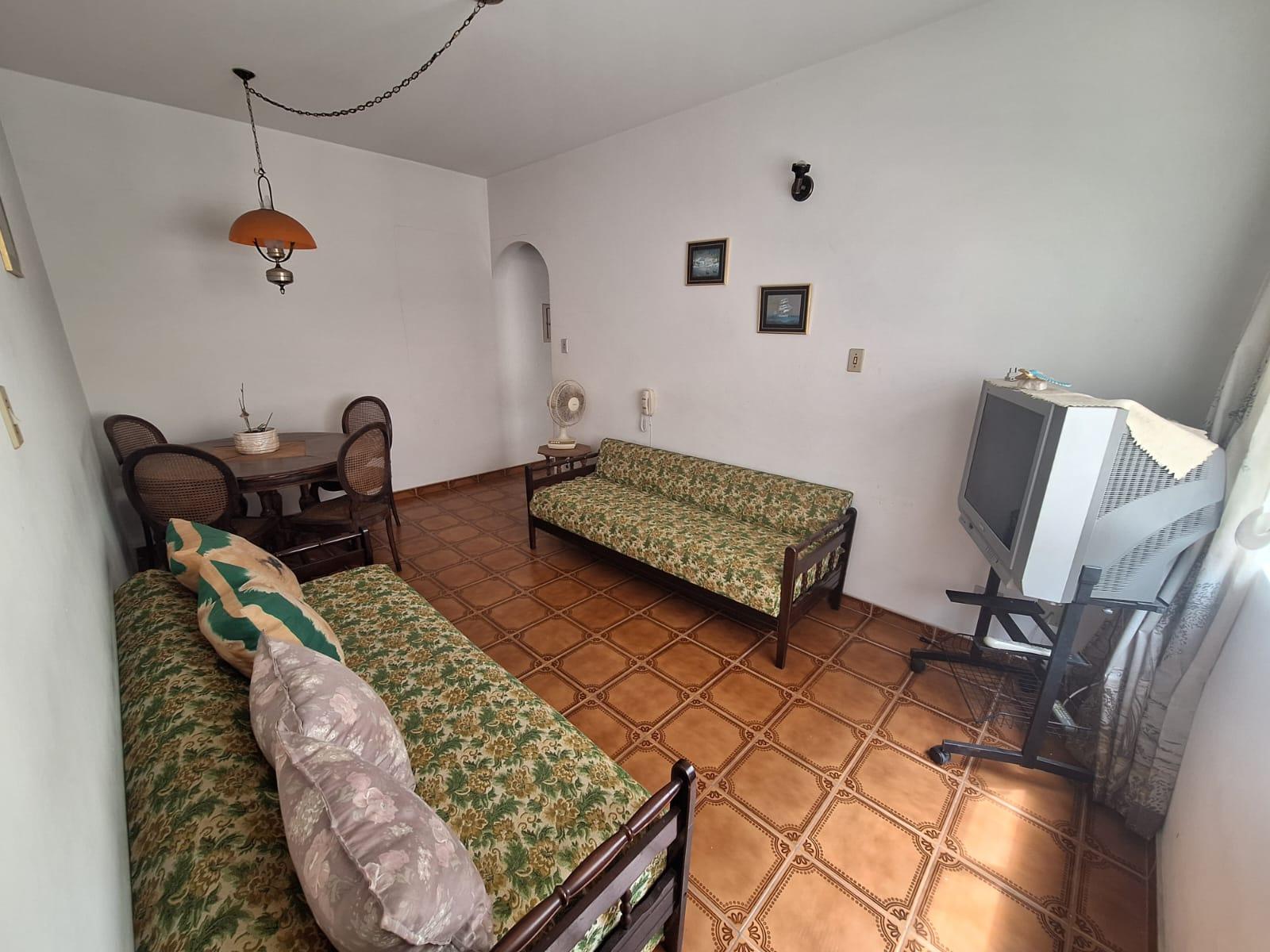 Apto 1 dorm., 400m da praia Enseada, 1 vaga em Enseada, Guarujá — foto 3