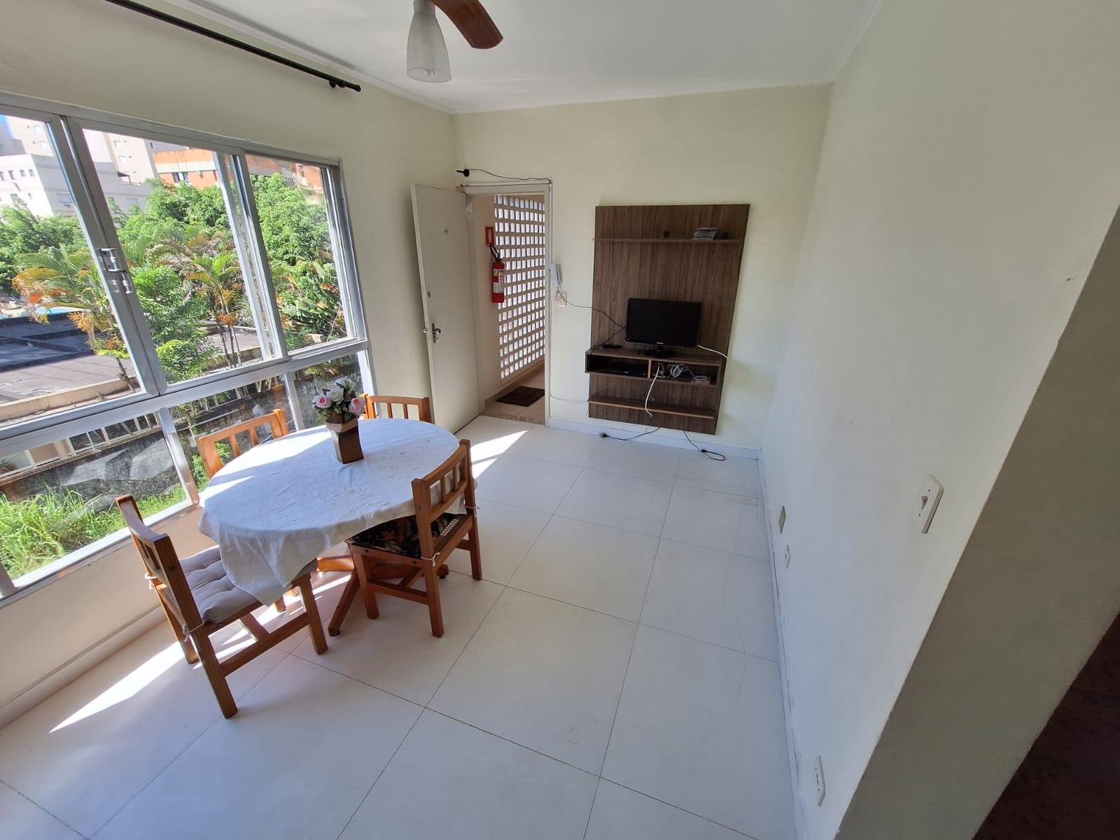 Apto 2 quartos, elevador, 1 vaga, Enseada em Mar e Céu, Guarujá — foto 2