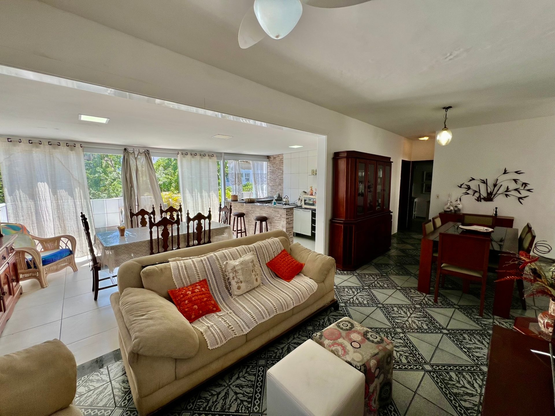 Cobertura Penthouse Reformada na Enseada - Perto da UNAERP! em Jardim Virgínia, Guarujá — foto 4