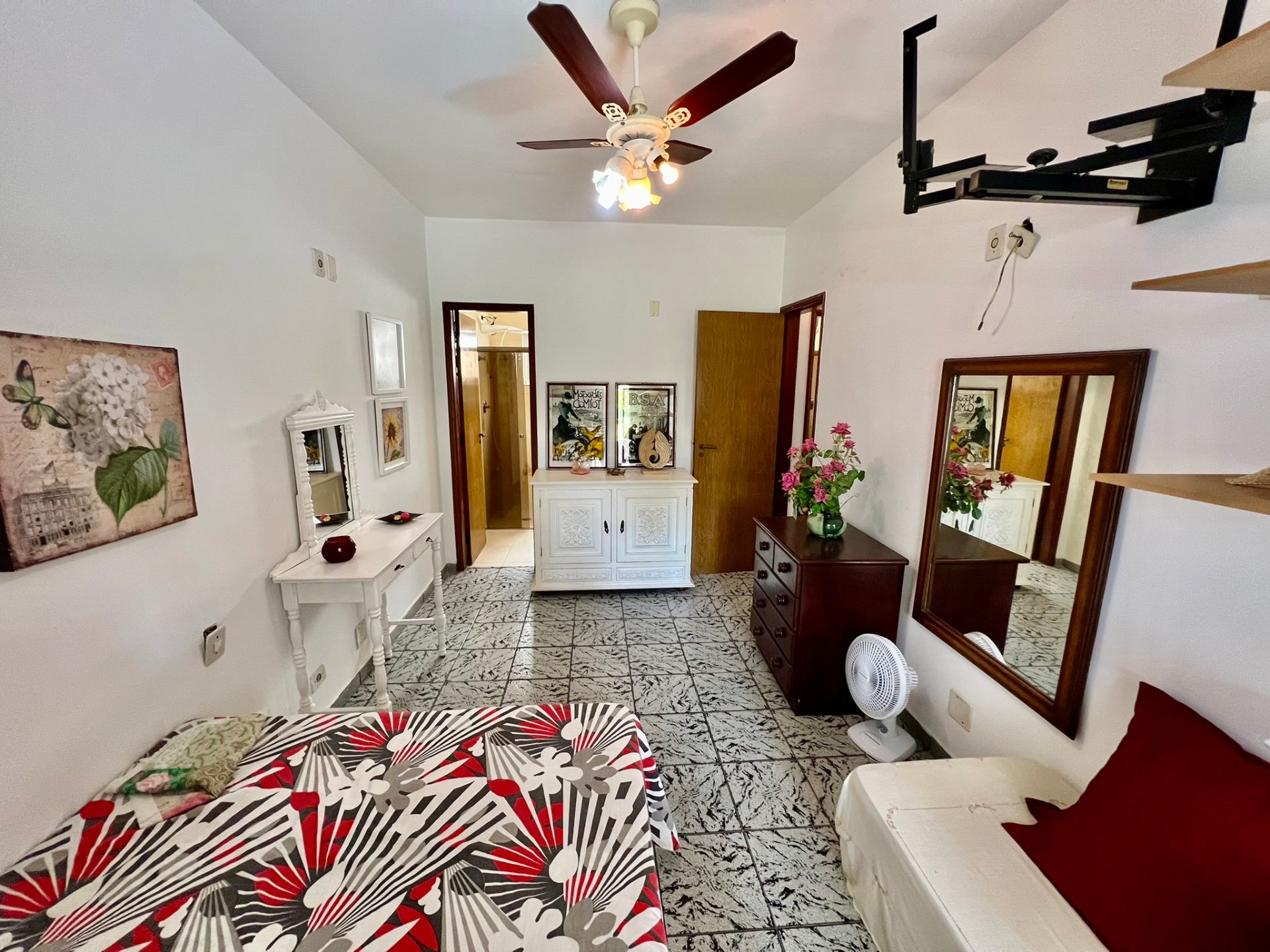 Cobertura Penthouse Reformada na Enseada - Perto da UNAERP! em Jardim Virgínia, Guarujá — foto 7