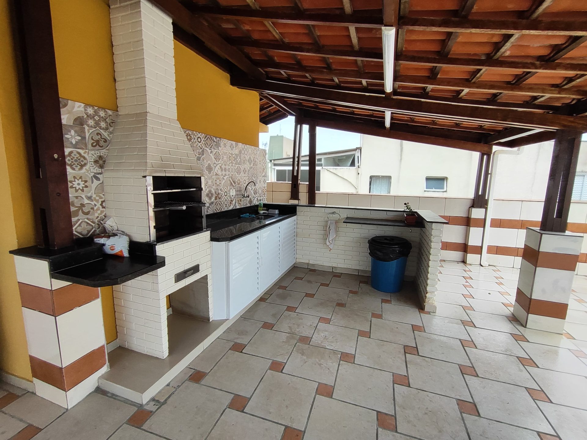 Apto 2 quartos, perto da UNOESTE, sacadas, 1 vaga em Enseada, Guarujá — foto 15