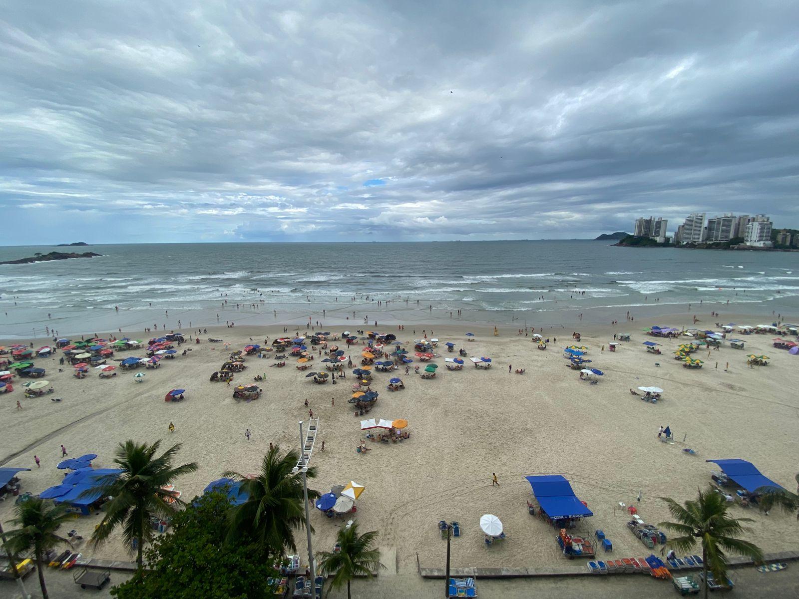 Apto reformado, frente praia, 4 quartos, 2 vagas, Pitangueiras em Pitangueiras, Guarujá — foto 20