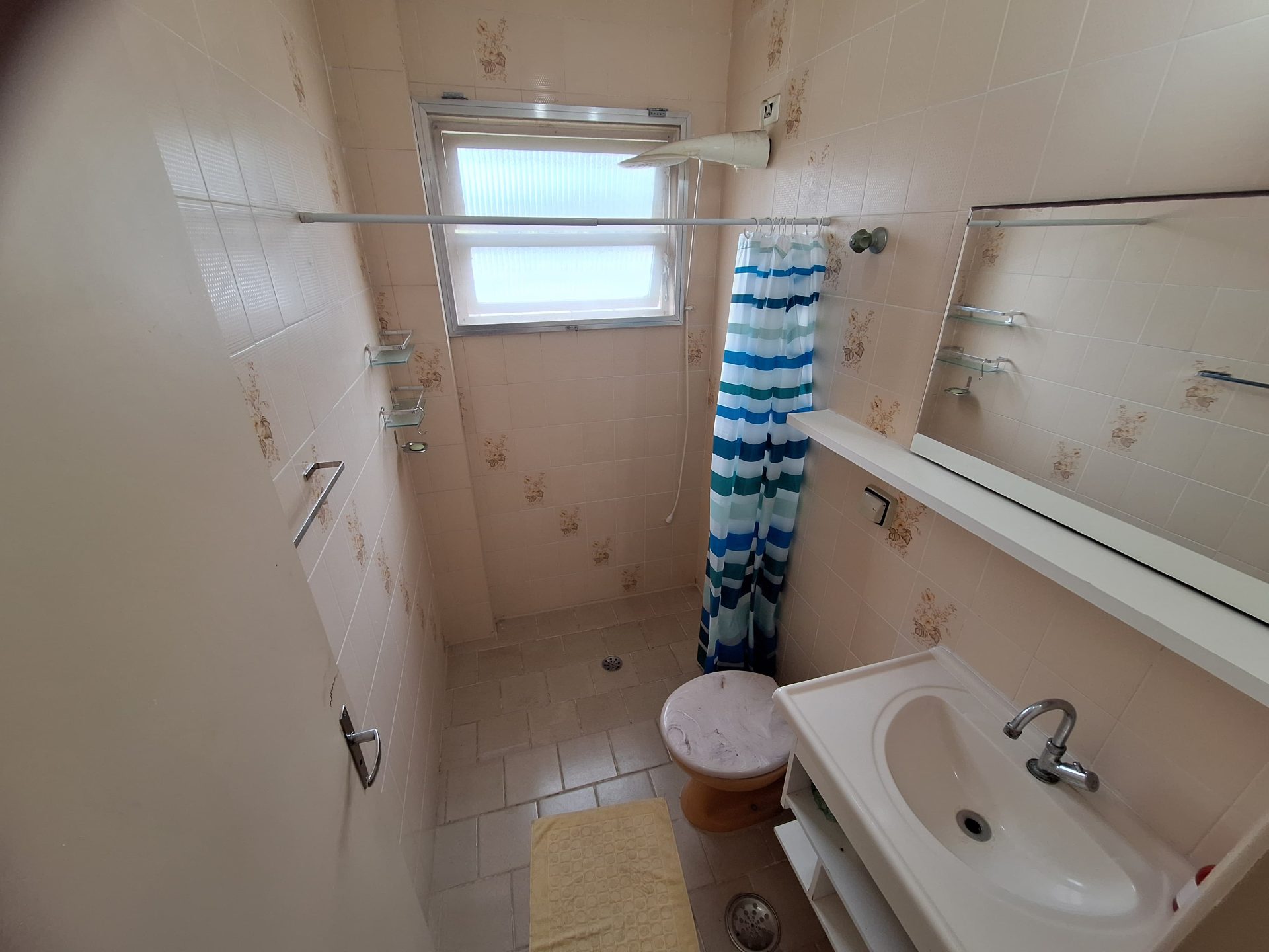 Apto 1 quarto, baixo custo mensal, próx. ao Colégio Adventista em Enseada, Guarujá — foto 9