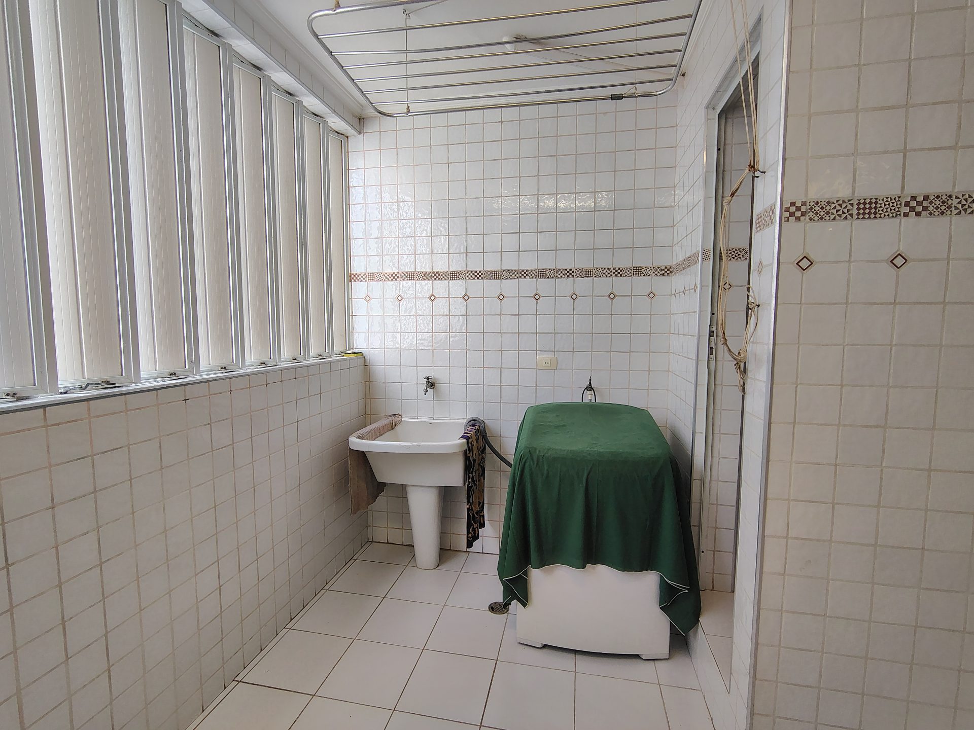 Apto 4 quartos, frente mar, Pitangueiras, 1 vaga em Pitangueiras, Guarujá — foto 34