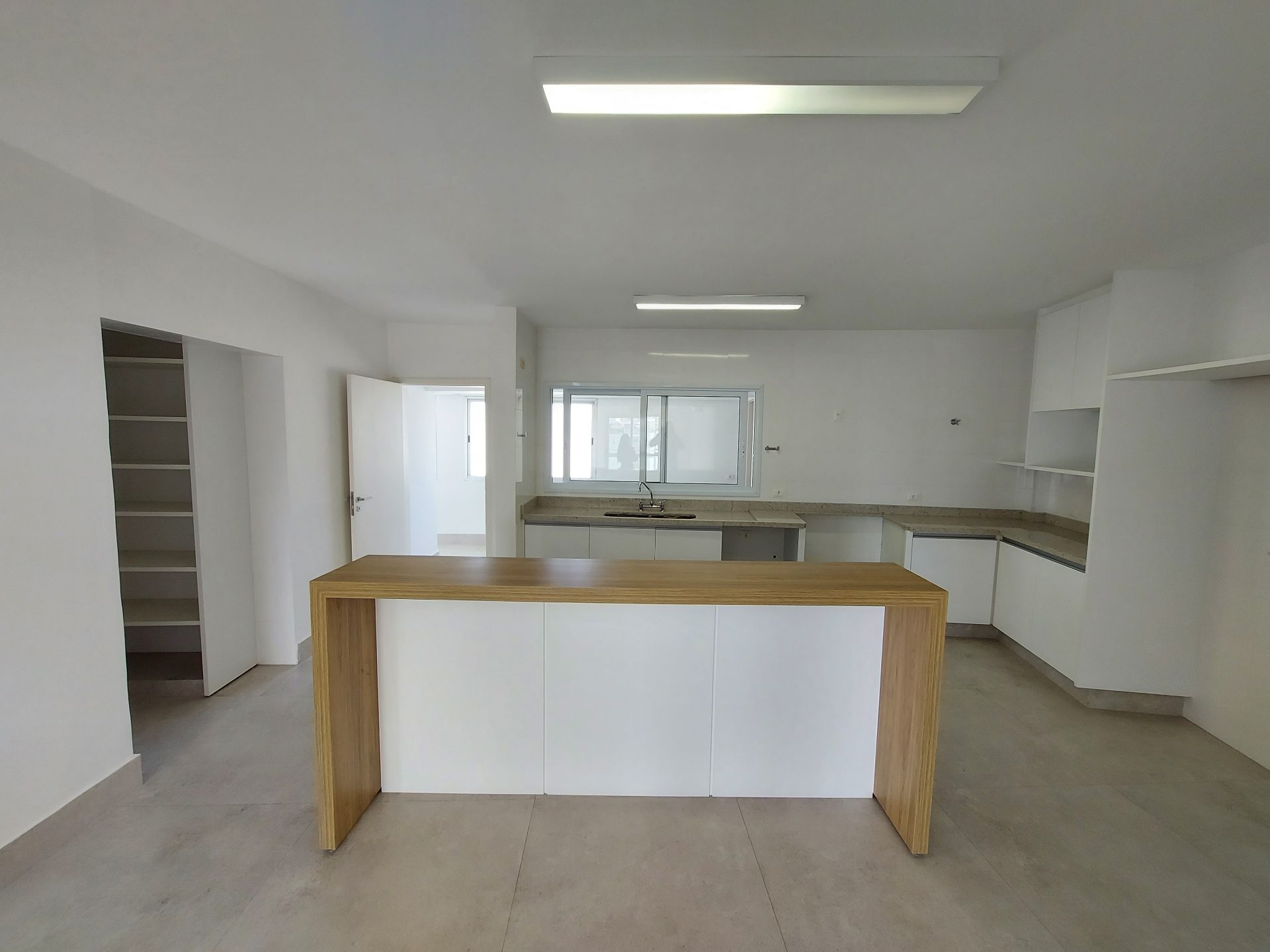 Cobertura vista mar, quartos, 2 vagas, Pitangueiras em Pitangueiras, Guarujá — foto 8
