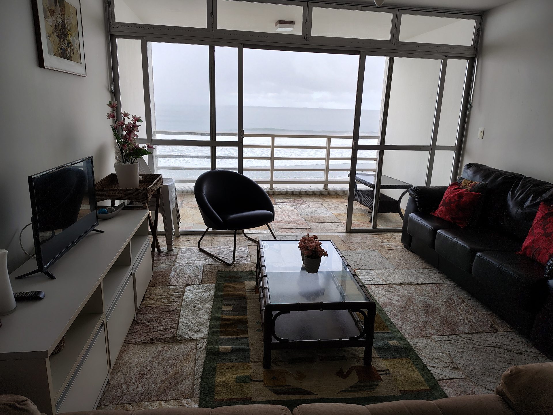 Apto 3 quartos, sacada, frente mar, 1 vaga, Pitangueiras em Pitangueiras, Guarujá — foto 3