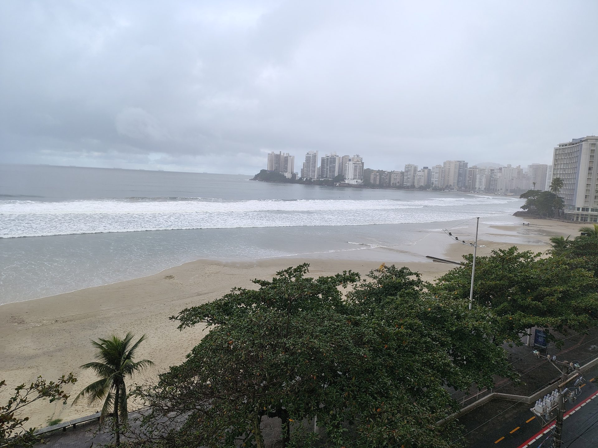 Apto 3 quartos, sacada, frente mar, 1 vaga, Pitangueiras em Pitangueiras, Guarujá — foto 6
