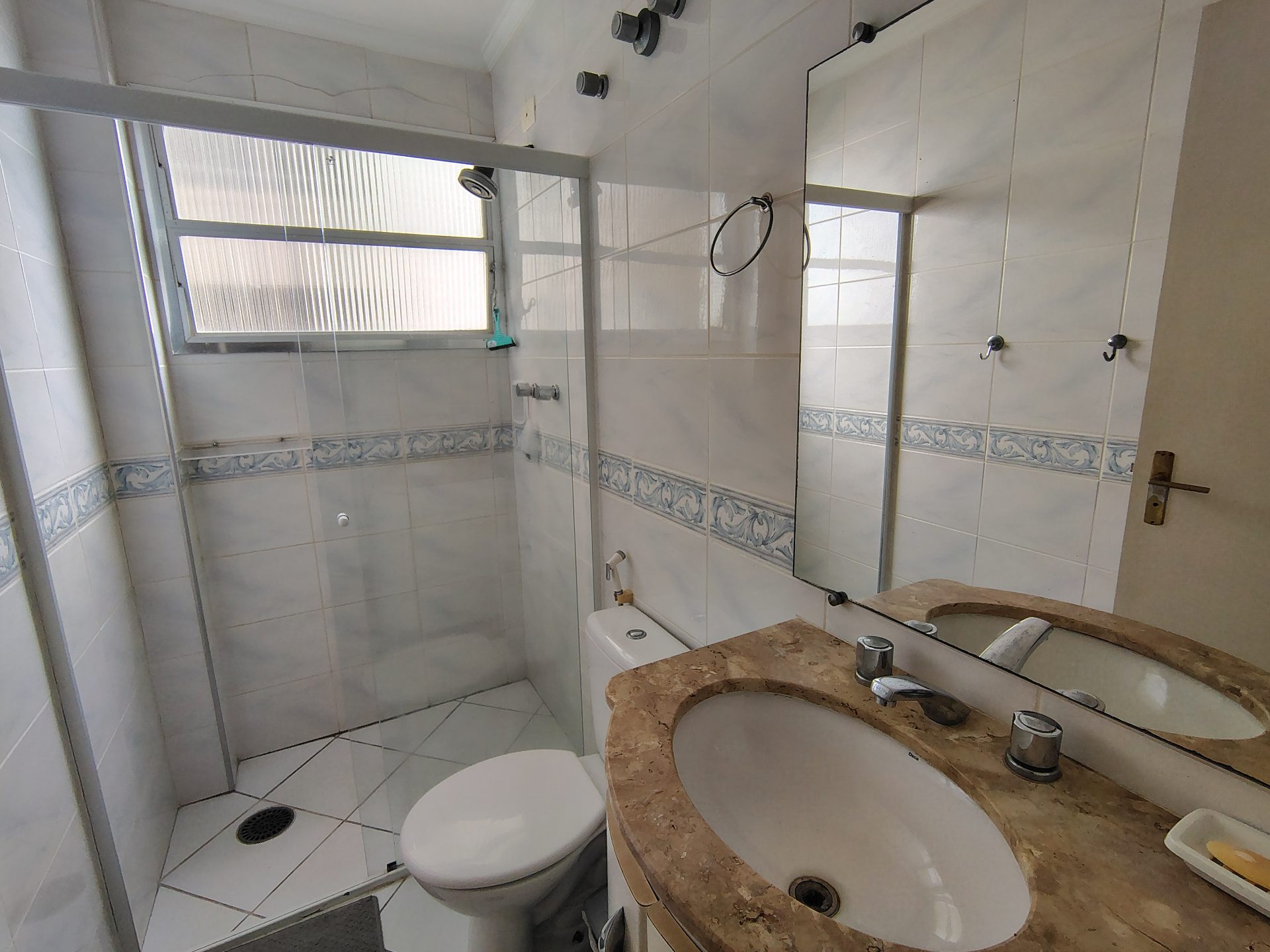 Apto 3 quartos, sacada, frente mar, 1 vaga, Pitangueiras em Pitangueiras, Guarujá — foto 15