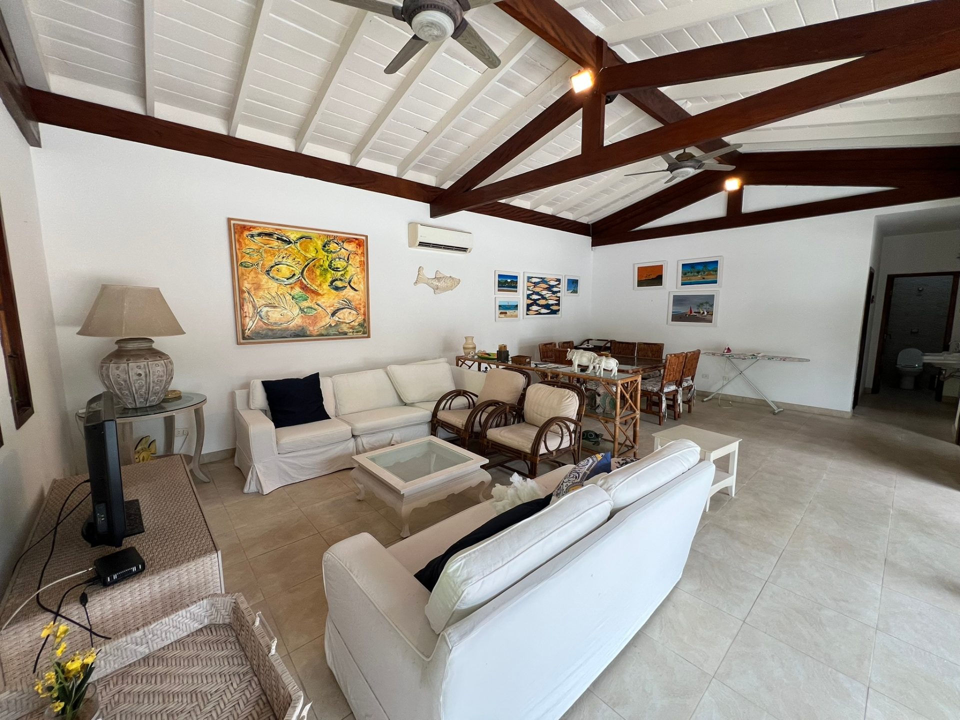 Casa térrea, frente praia Enseada, 4 suítes, 3 vagas em Enseada, Guarujá — foto 5