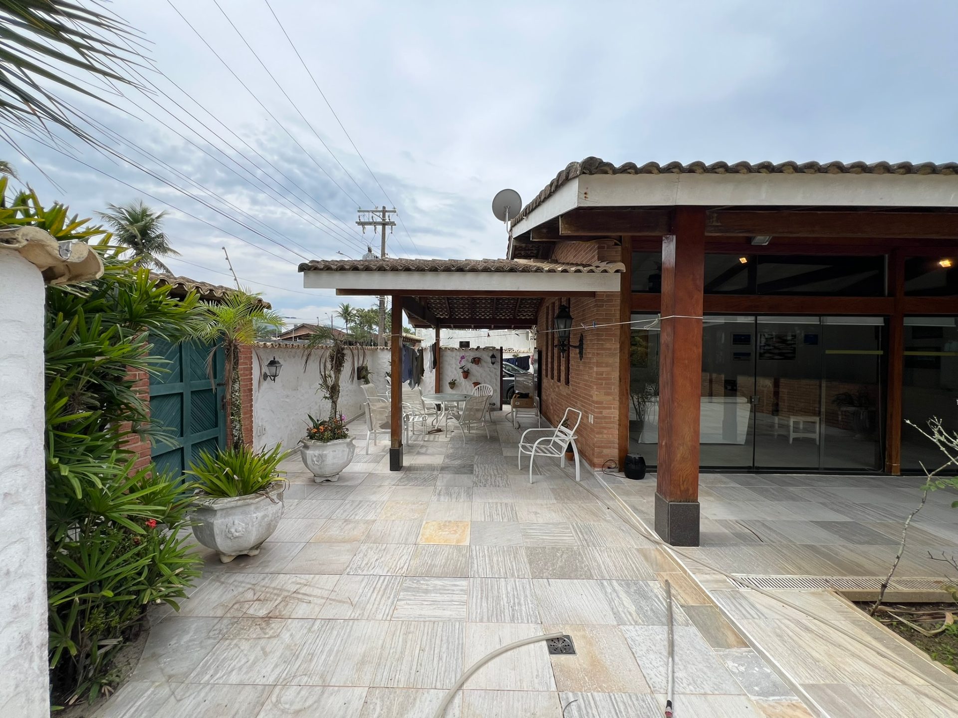 Casa térrea, frente praia Enseada, 4 suítes, 3 vagas em Enseada, Guarujá — foto 10