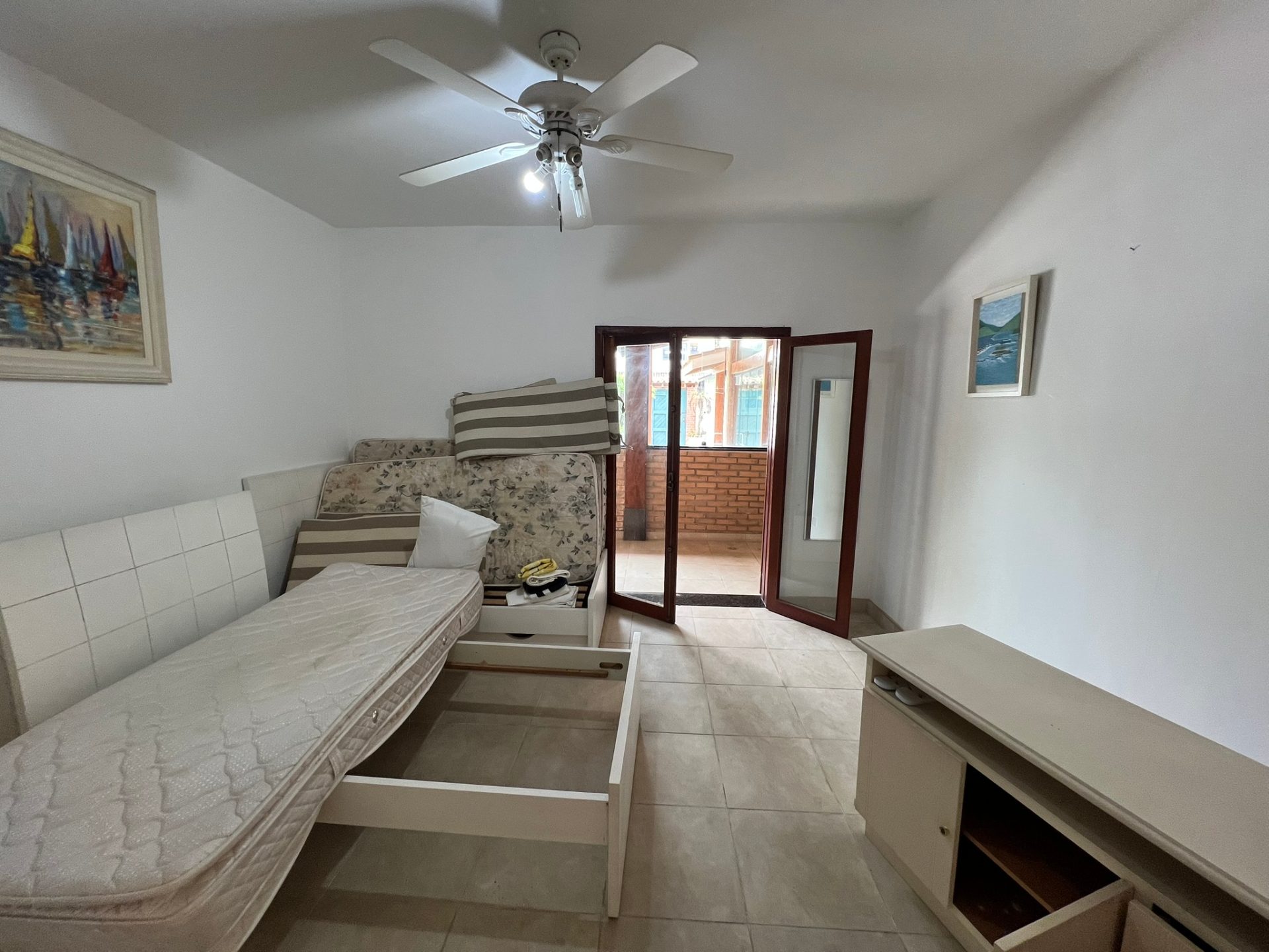 Casa térrea, frente praia Enseada, 4 suítes, 3 vagas em Enseada, Guarujá — foto 14