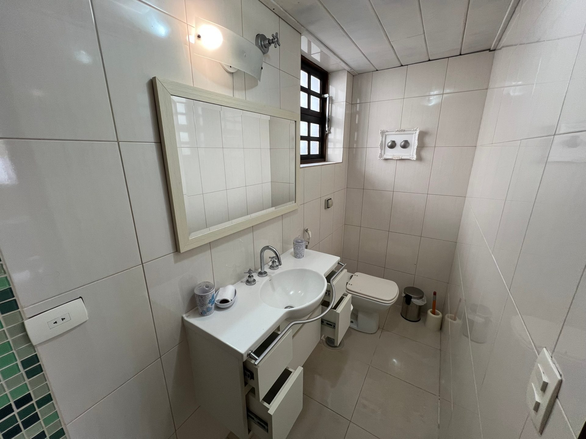 Casa térrea, frente praia Enseada, 4 suítes, 3 vagas em Enseada, Guarujá — foto 17