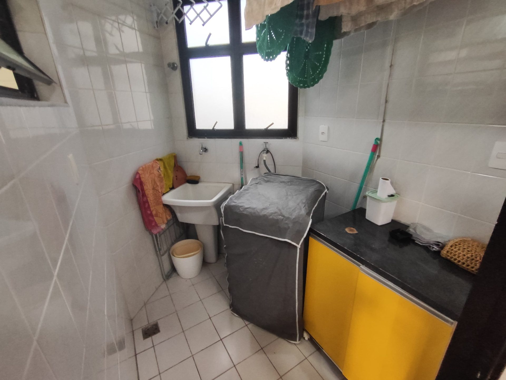 Apto reformado, 2 quartos, sacada, lazer, 1 vaga em Enseada, Guarujá — foto 14