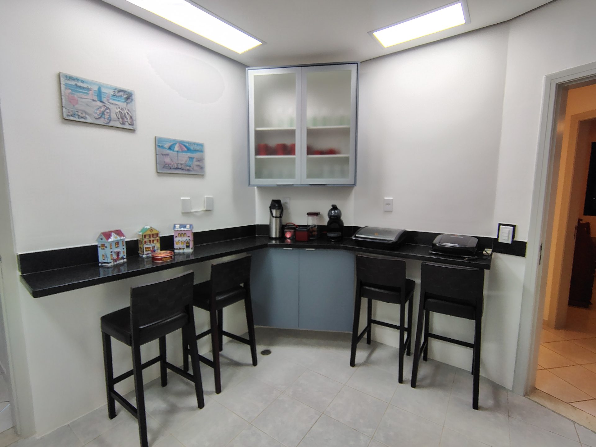 Apartamento totalmente reformado à venda no Morro do Maluf – Vista panorâmica para o mar no Guarujá em Pitangueiras, Guarujá — foto 22