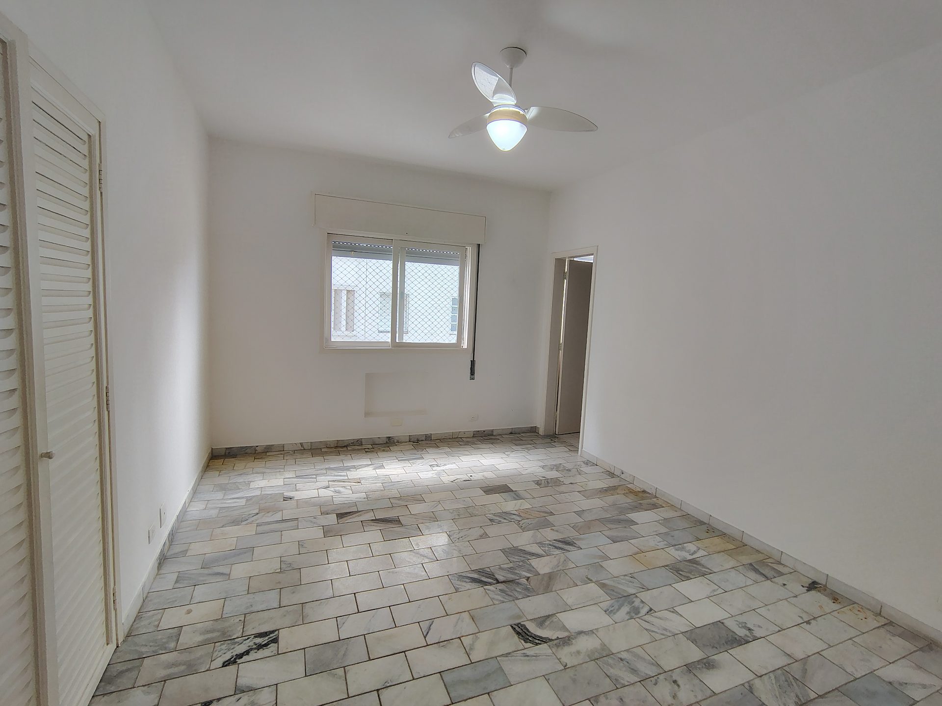 Apto 4 quartos, frente mar, Pitangueiras, 1 vaga em Pitangueiras, Guarujá — foto 15