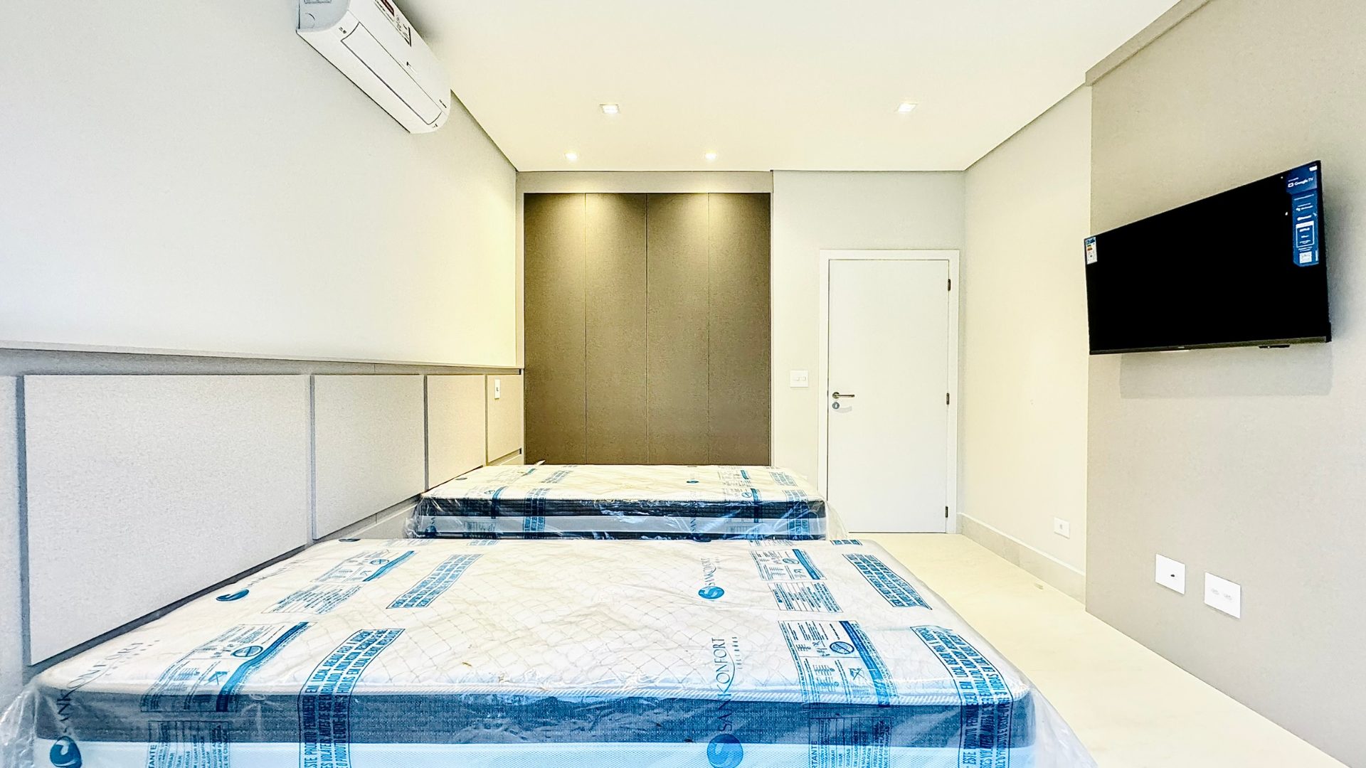 Casa Nova, 5 suítes, lazer, Jardim Acapulco em Jardim Acapulco, Guarujá — foto 35