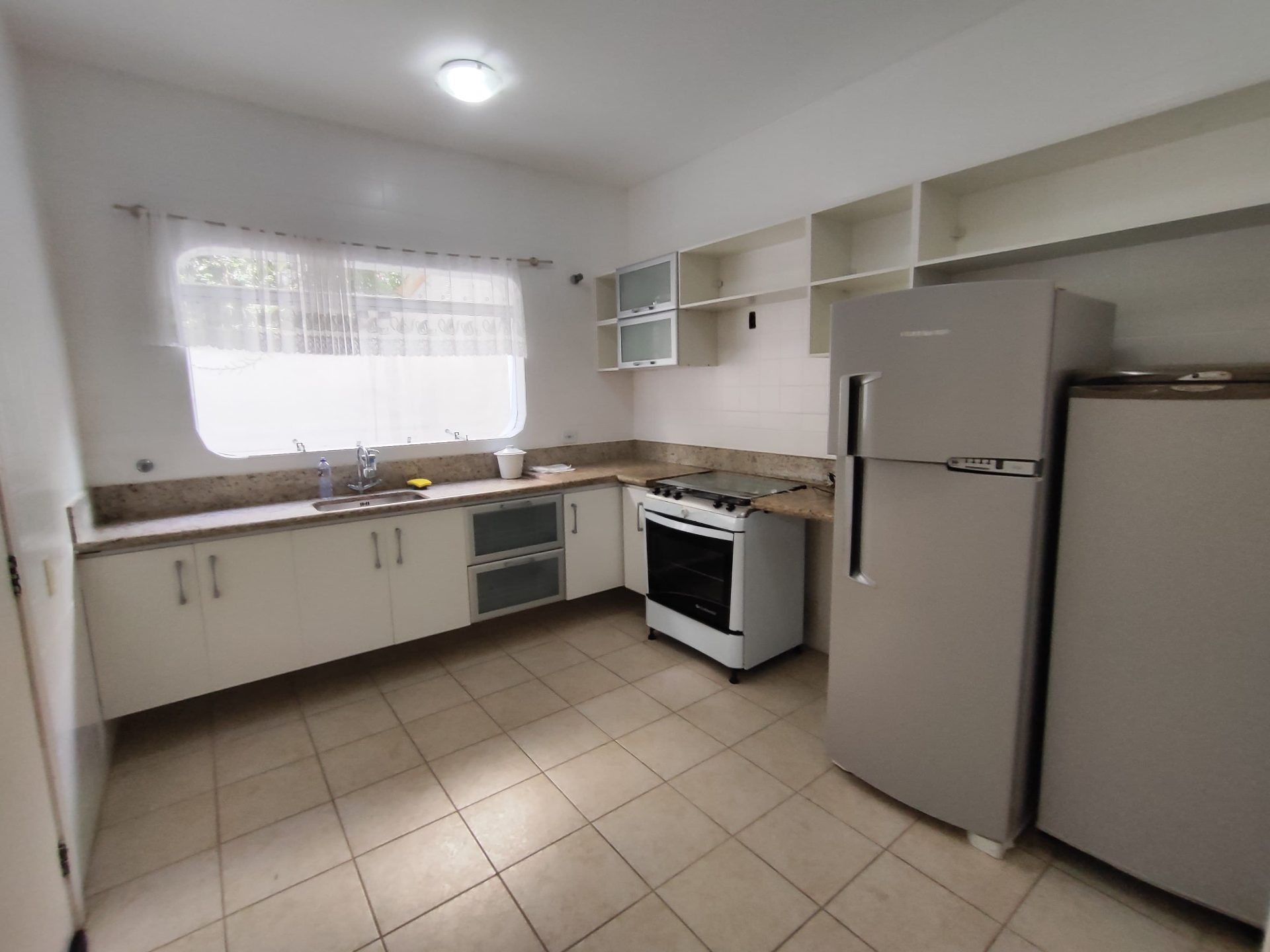 Casa de Condomínio com 4 quartos, Jardim Acapulco, Guarujá em Jardim Acapulco, Guarujá — foto 6