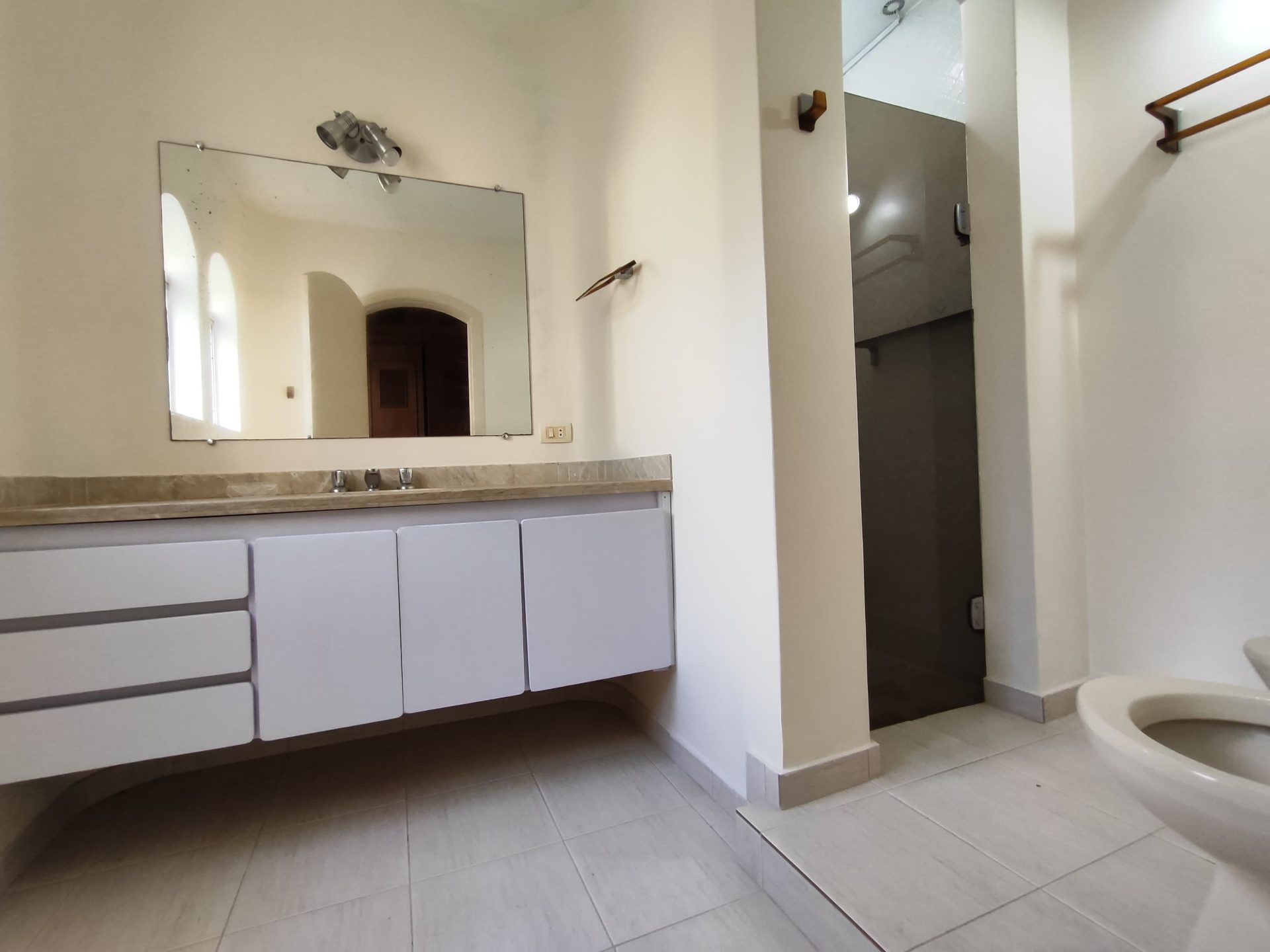 Casa de Condomínio com 4 quartos, Jardim Acapulco, Guarujá em Jardim Acapulco, Guarujá — foto 17