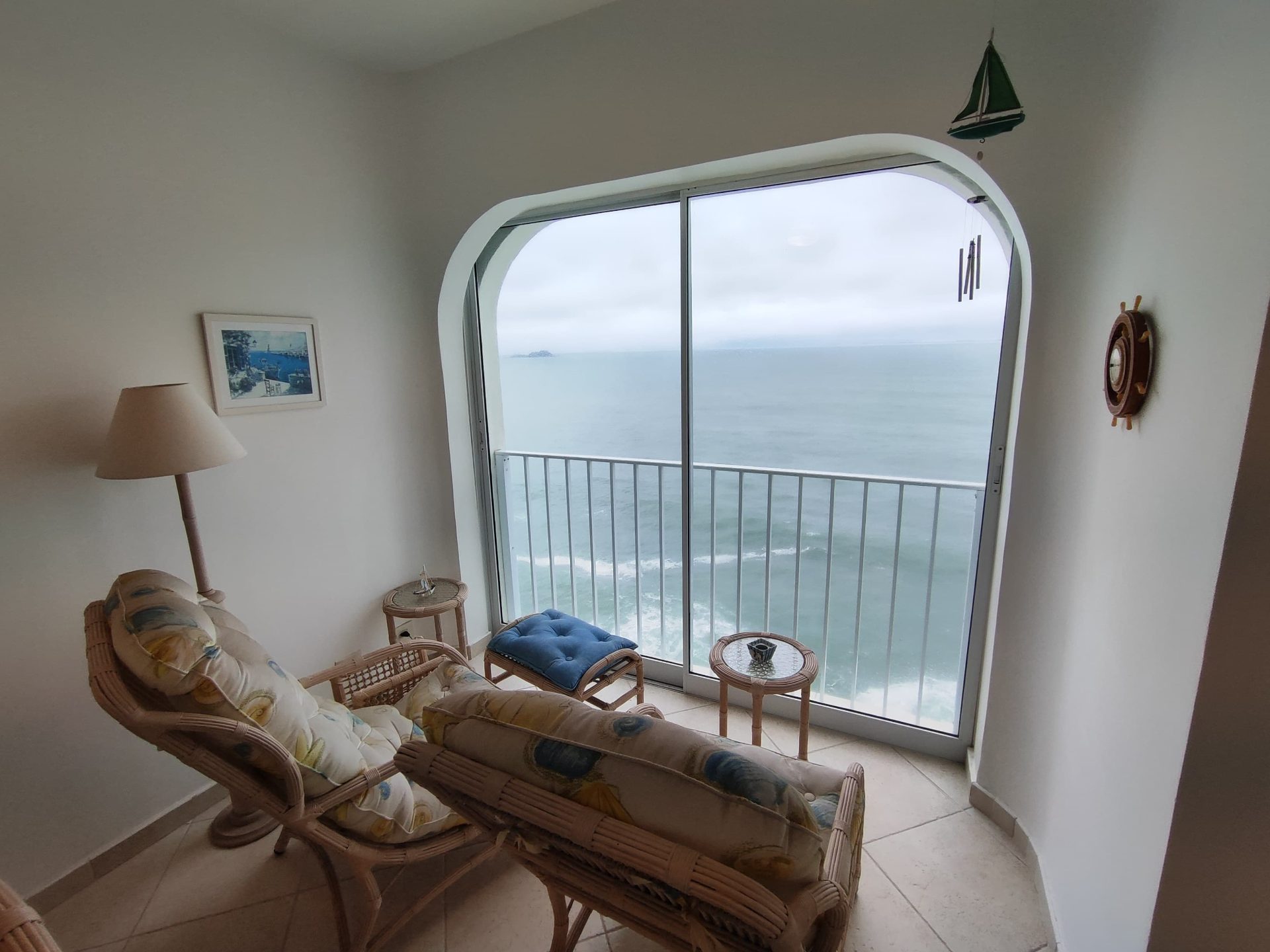 Apto 3 quartos, frente mar, sacada em Pitangueiras, Guarujá — foto 5