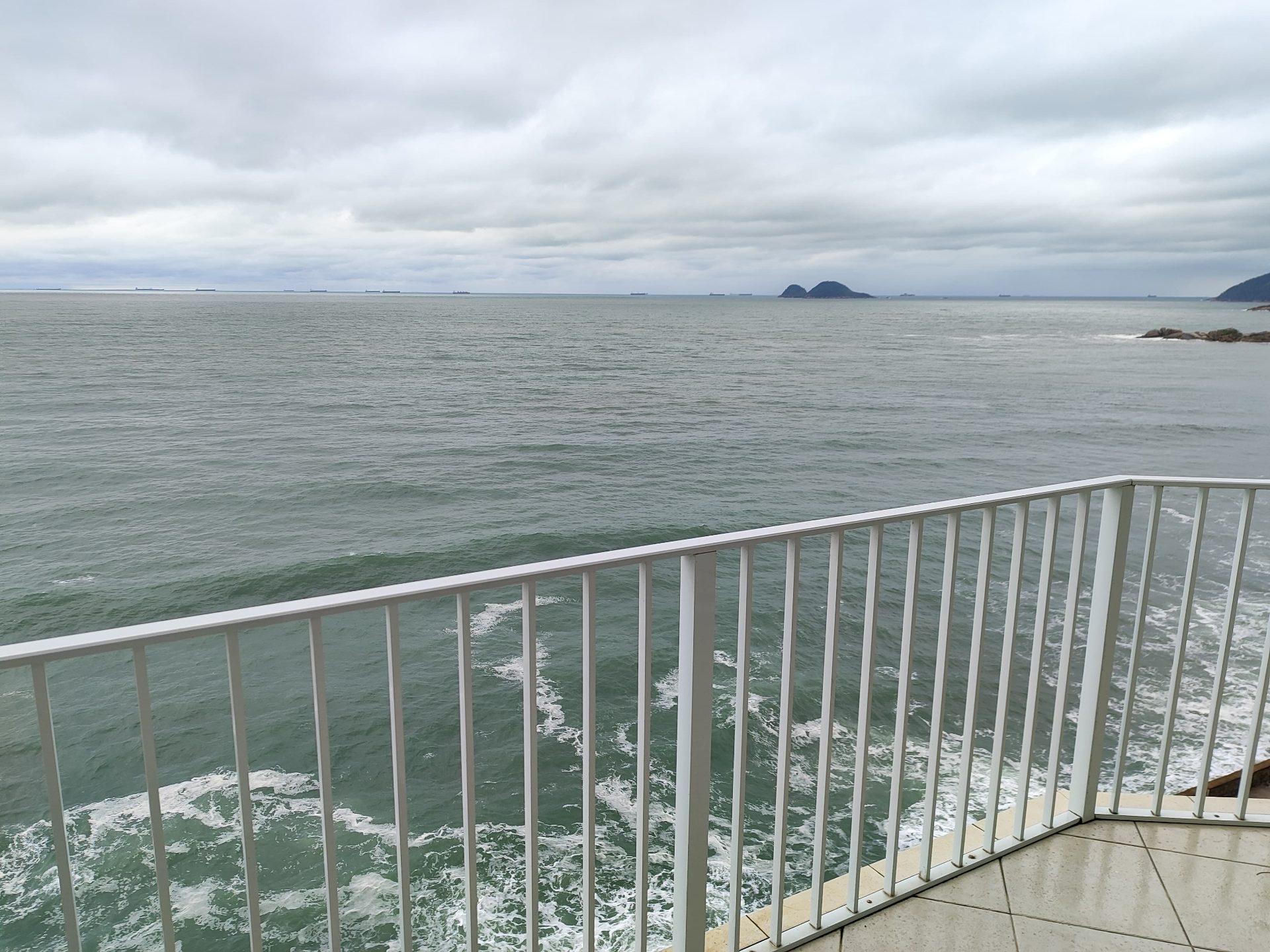 Apto 3 quartos, frente mar, sacada em Pitangueiras, Guarujá — foto 26