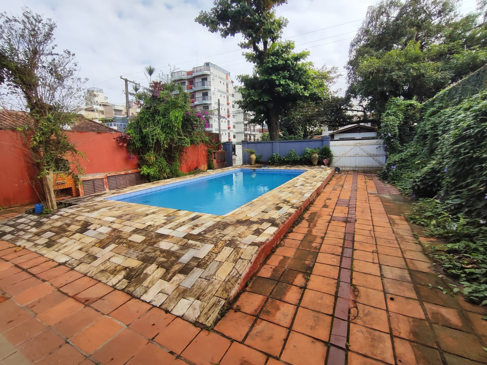 Casa térrea Enseada, 5 quartos, piscina, 4 vagas em Loteamento João Batista Julião, Guarujá — foto 2