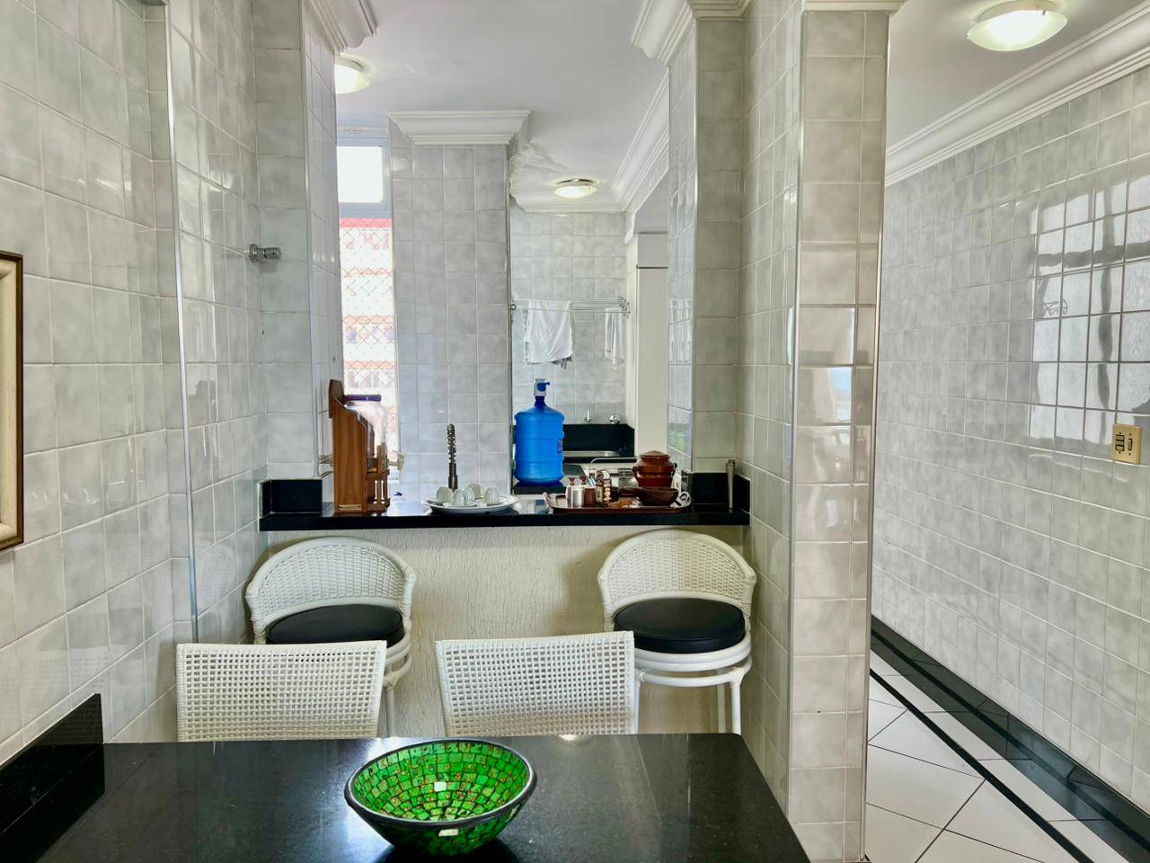 Vista Mar e Conforto | Apto Reformado com 3 Quartos em Pitangueiras em Pitangueiras, Guarujá — foto 12