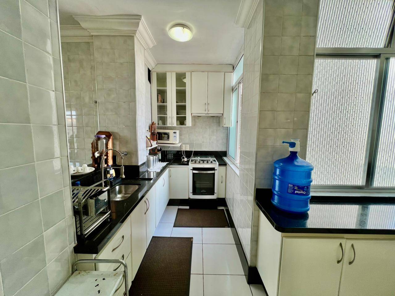 Vista Mar e Conforto | Apto Reformado com 3 Quartos em Pitangueiras em Pitangueiras, Guarujá — foto 15