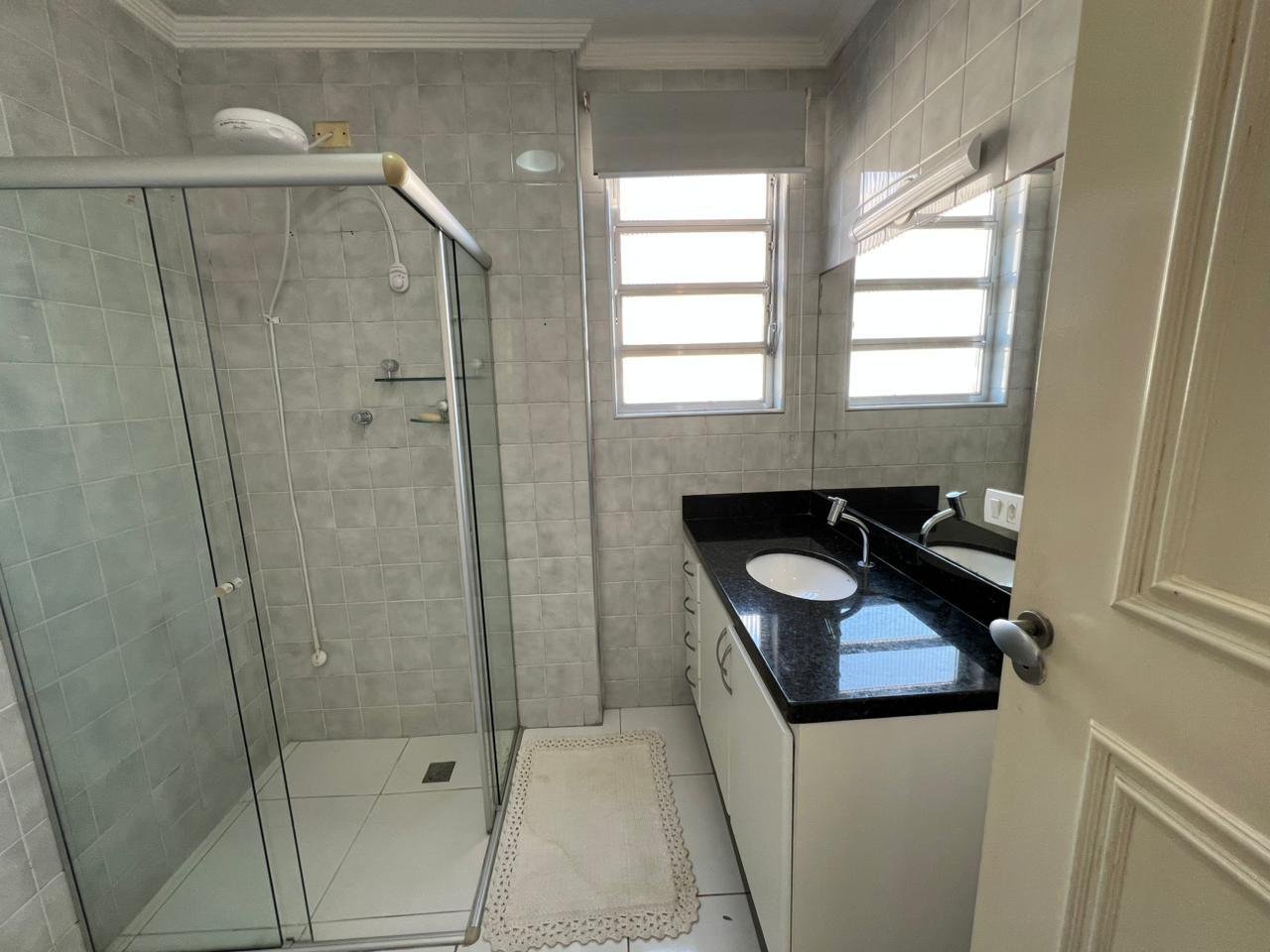 Vista Mar e Conforto | Apto Reformado com 3 Quartos em Pitangueiras em Pitangueiras, Guarujá — foto 22