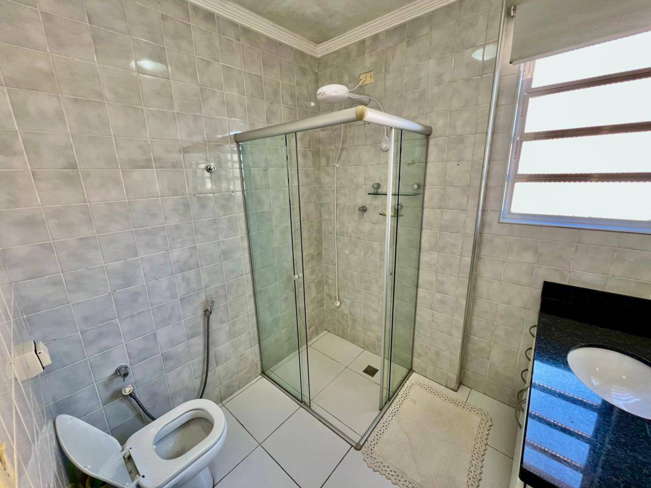 Vista Mar e Conforto | Apto Reformado com 3 Quartos em Pitangueiras em Pitangueiras, Guarujá — foto 27