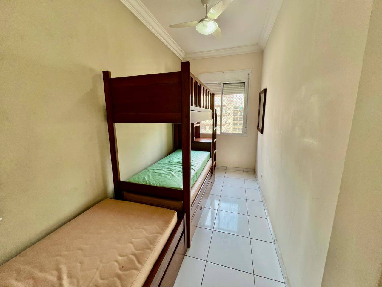 Vista Mar e Conforto | Apto Reformado com 3 Quartos em Pitangueiras em Pitangueiras, Guarujá — foto 26