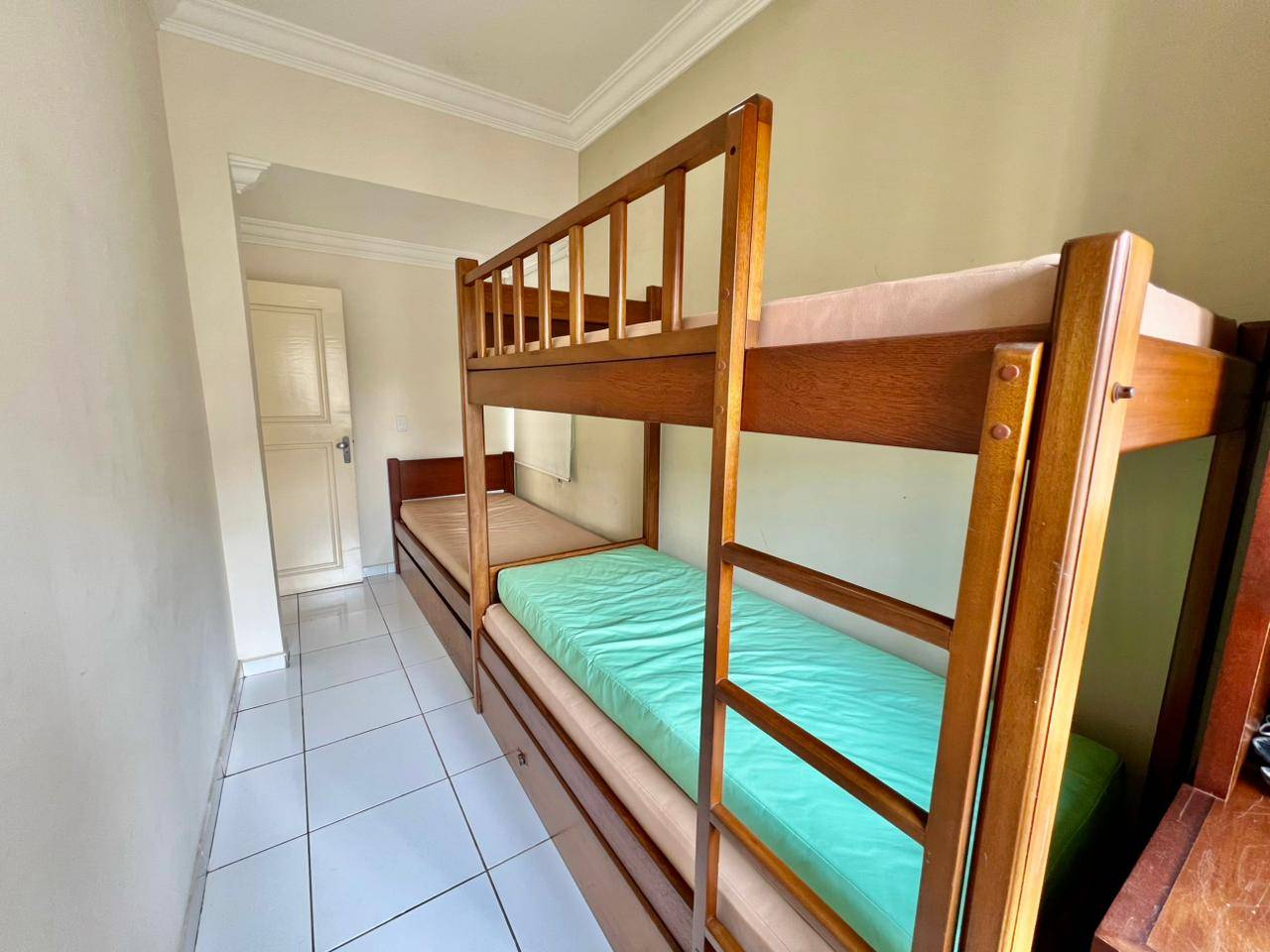 Vista Mar e Conforto | Apto Reformado com 3 Quartos em Pitangueiras em Pitangueiras, Guarujá — foto 30