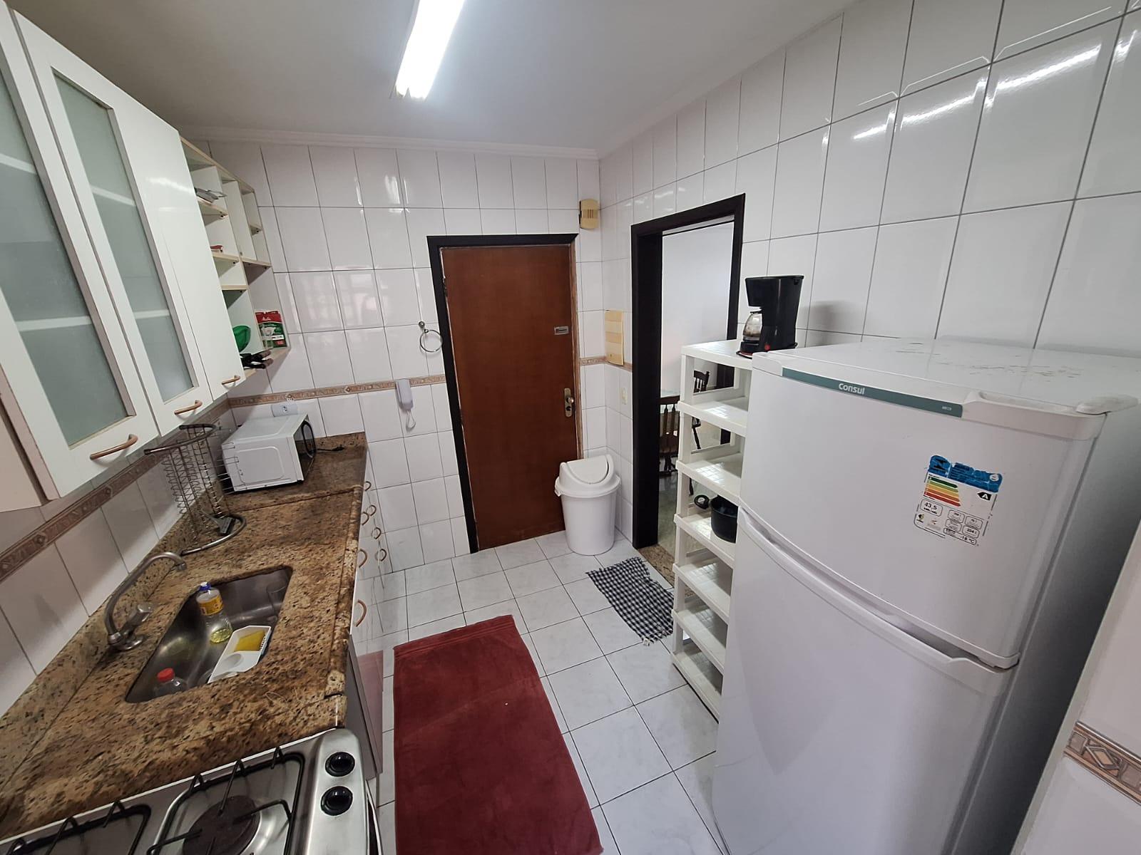 Apto (lado praia), 3 quartos , sacada, 1 vaga, Enseada em Enseada, Guarujá — foto 16