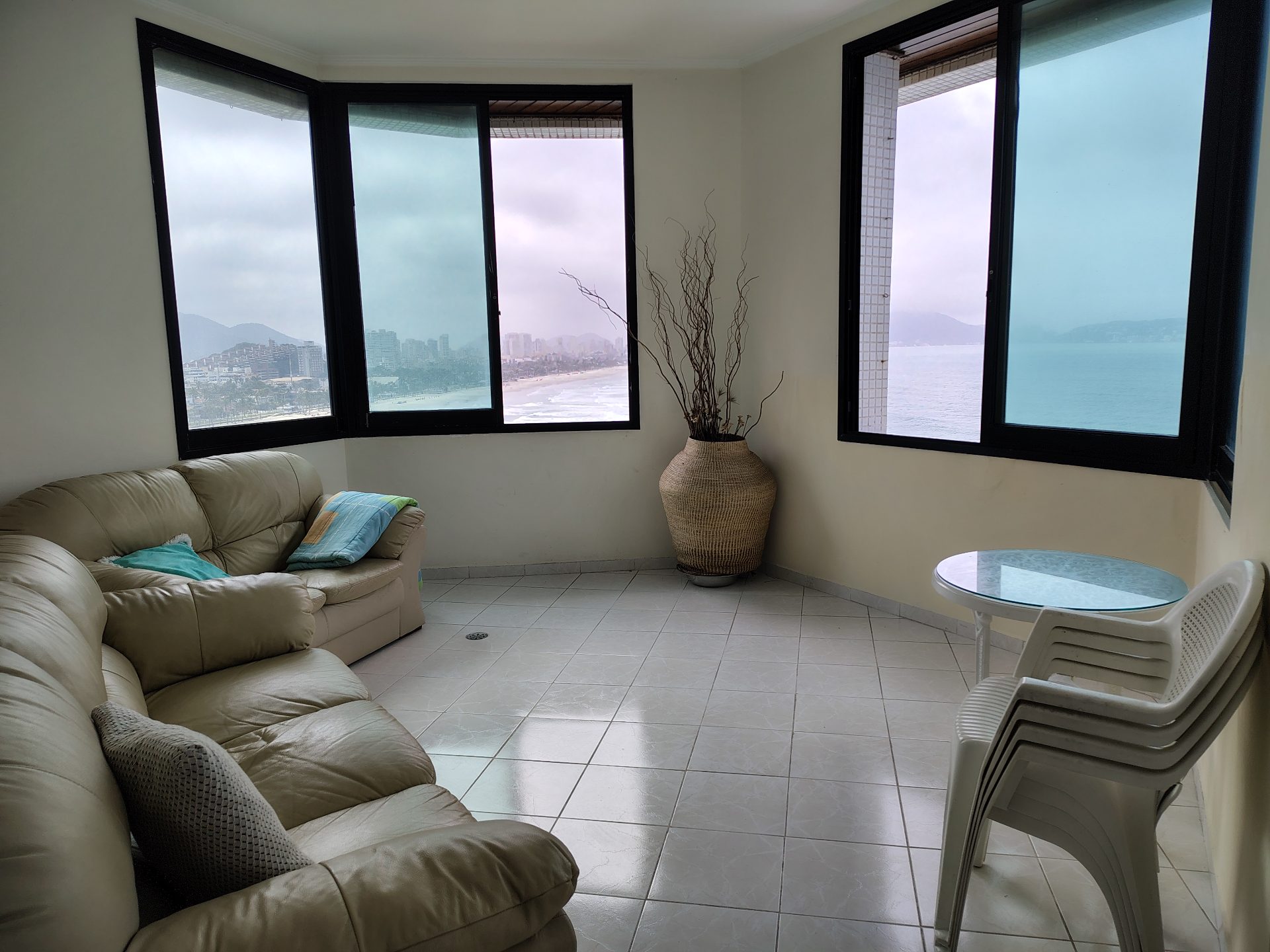Apartamento de luxo com 4 quartos, frente praia Pitangueiras em Pitangueiras, Guarujá — foto 4
