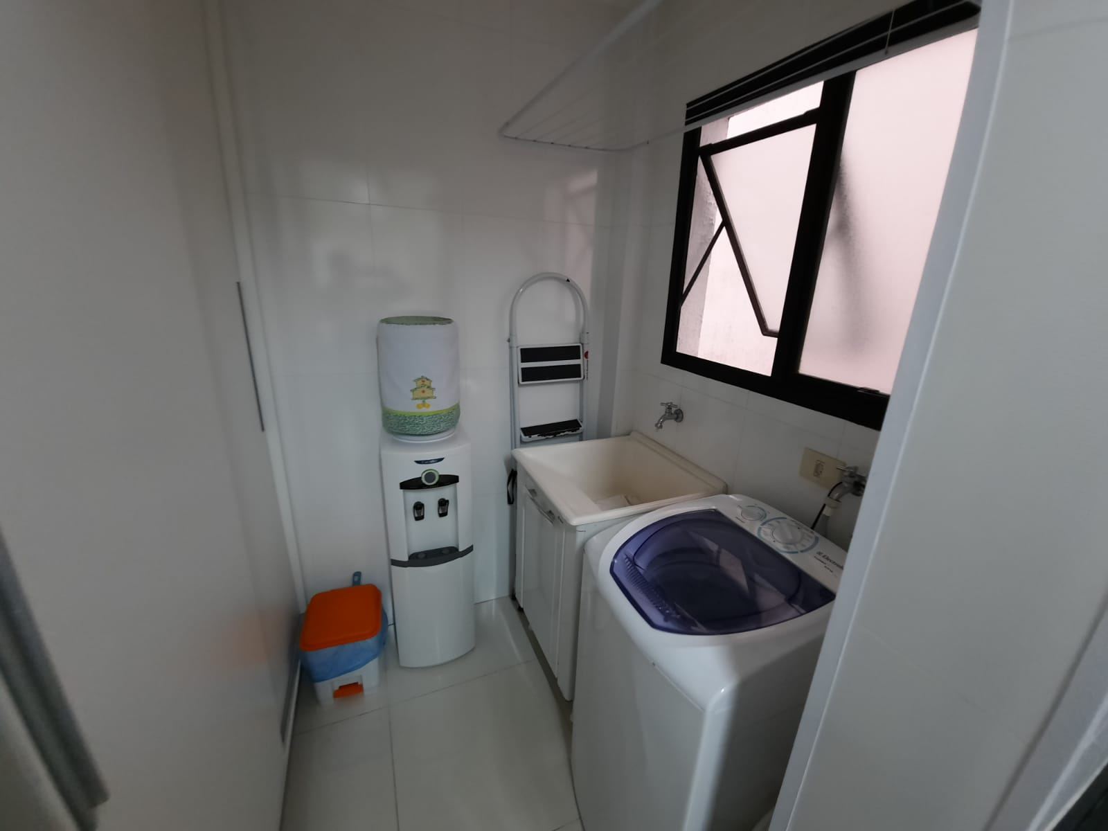 Apto 3 suítes, 600m praia, região da Brunella, 1 vaga. em Enseada, Guarujá — foto 18