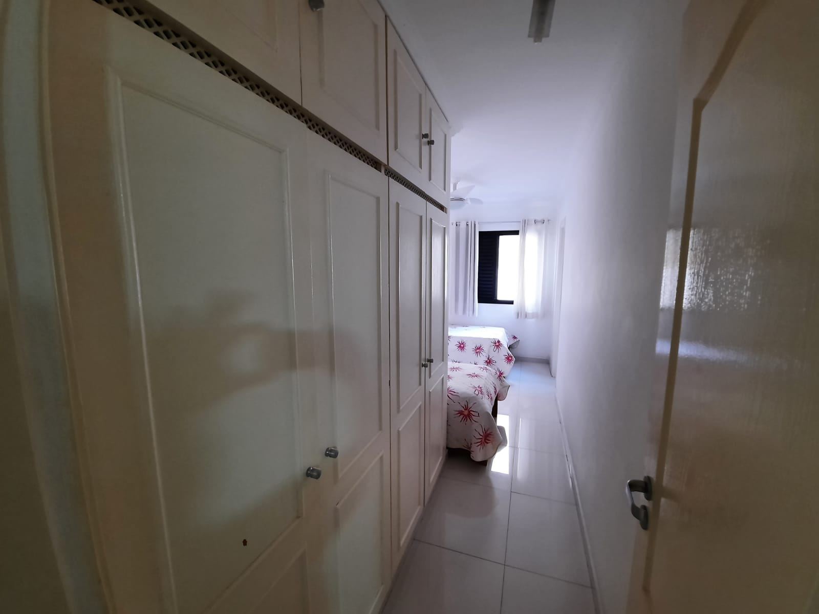 Apto 3 suítes, 600m praia, região da Brunella, 1 vaga. em Enseada, Guarujá — foto 8