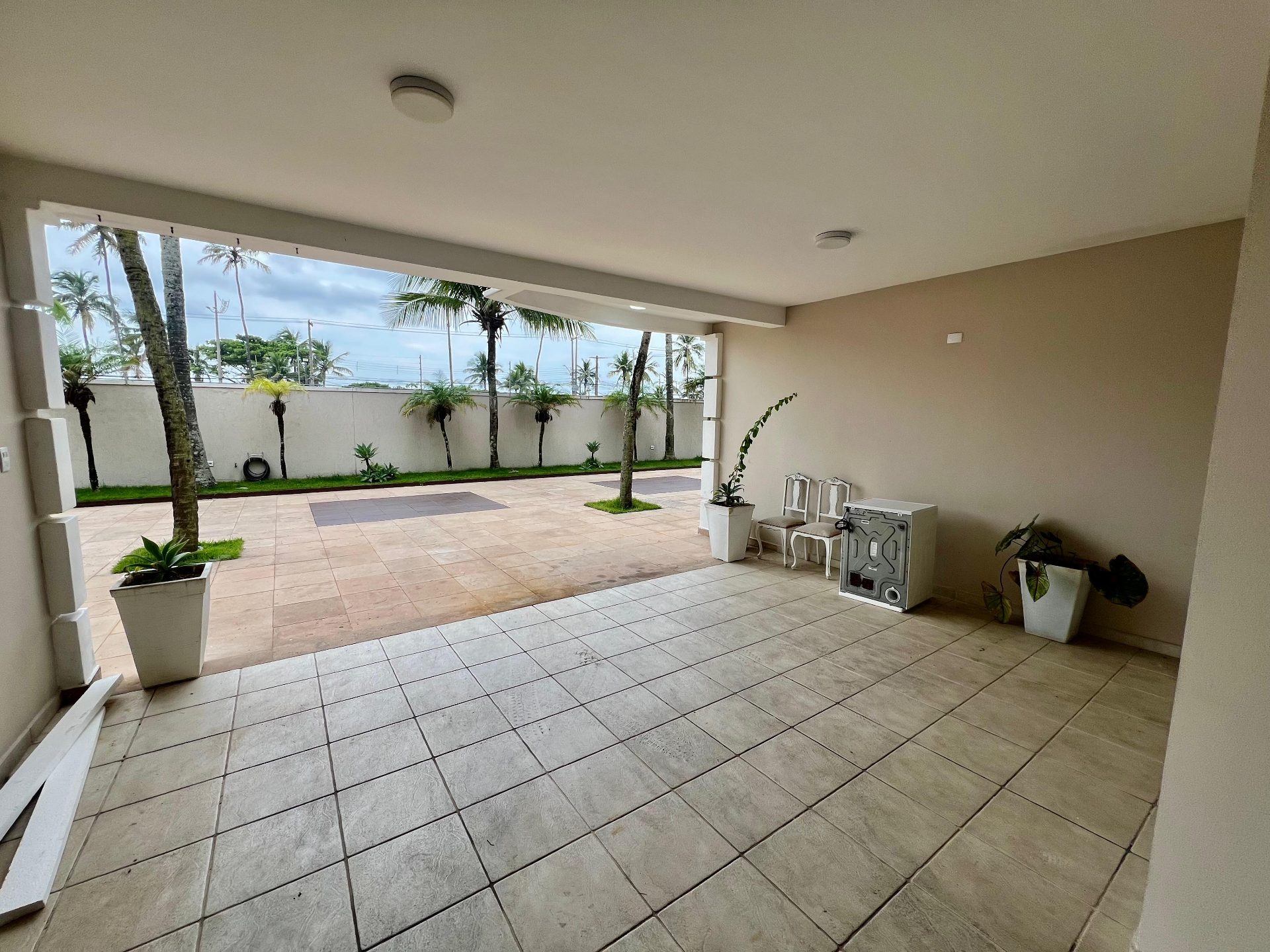 Casa em Condomínio de Alto Padrão | A 40 metros da Praia da Enseada em Enseada, Guarujá — foto 15