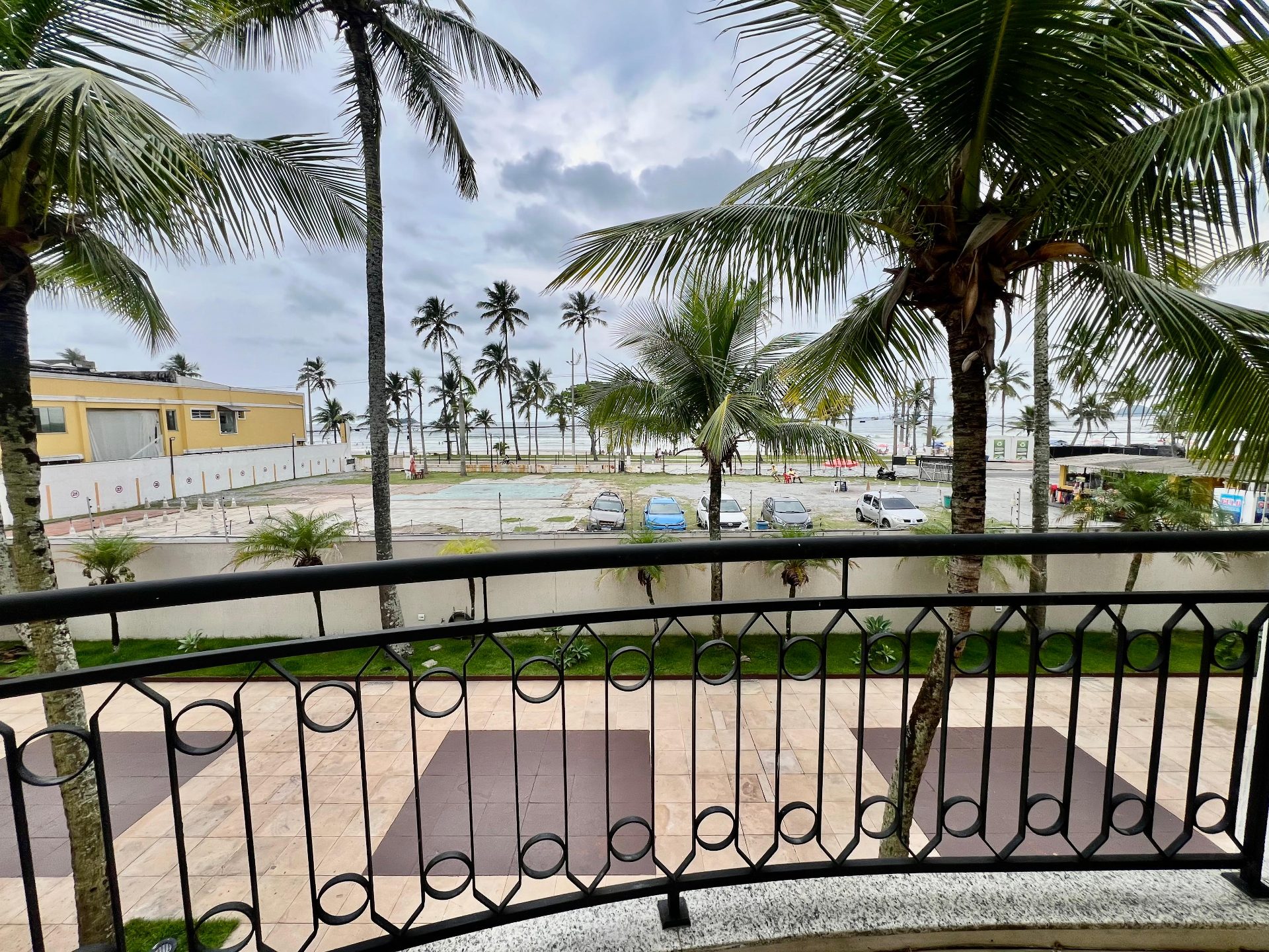 Casa em Condomínio de Alto Padrão | A 40 metros da Praia da Enseada em Enseada, Guarujá — foto 25