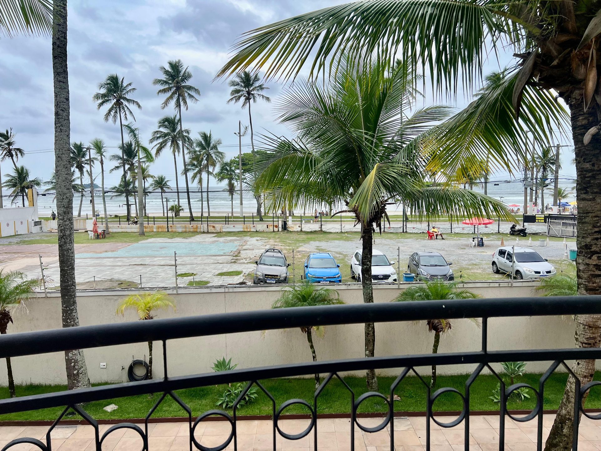 Casa em Condomínio de Alto Padrão | A 40 metros da Praia da Enseada em Enseada, Guarujá — foto 26