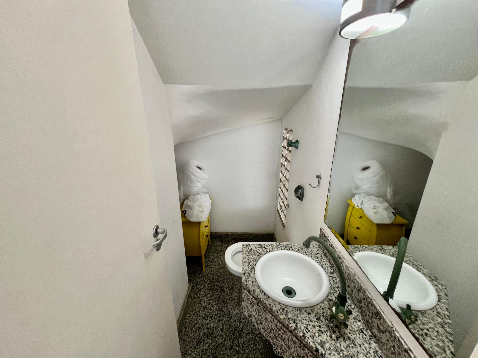Casa em Condomínio de Alto Padrão | A 40 metros da Praia da Enseada em Enseada, Guarujá — foto 6