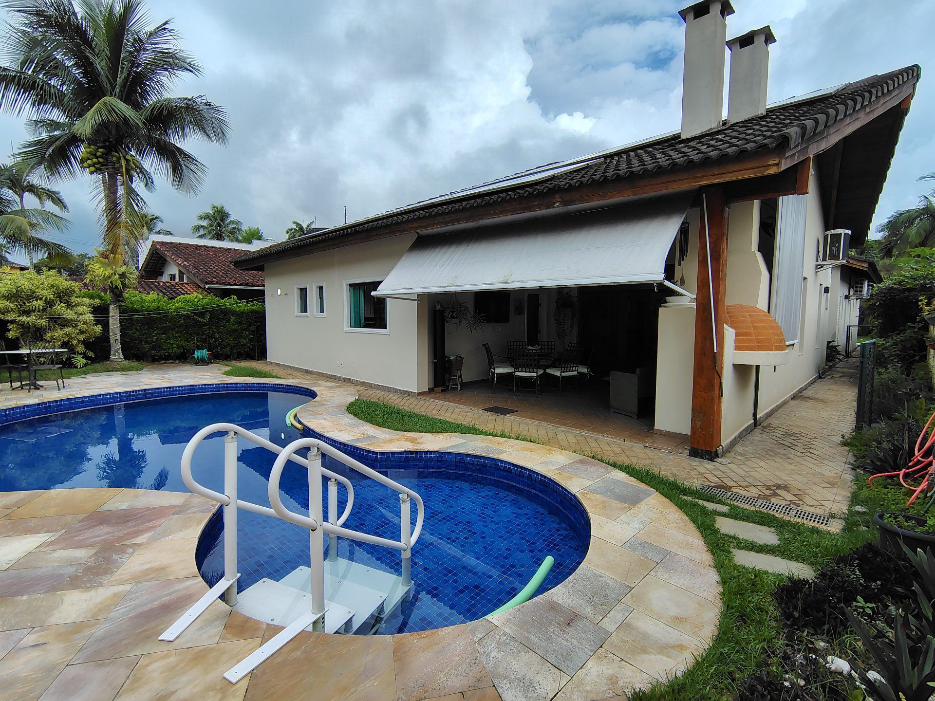 Casa Térrea em Condomínio com Energia Solar, Piscina e Área Gourmet Completa em Enseada, Guarujá — foto 19