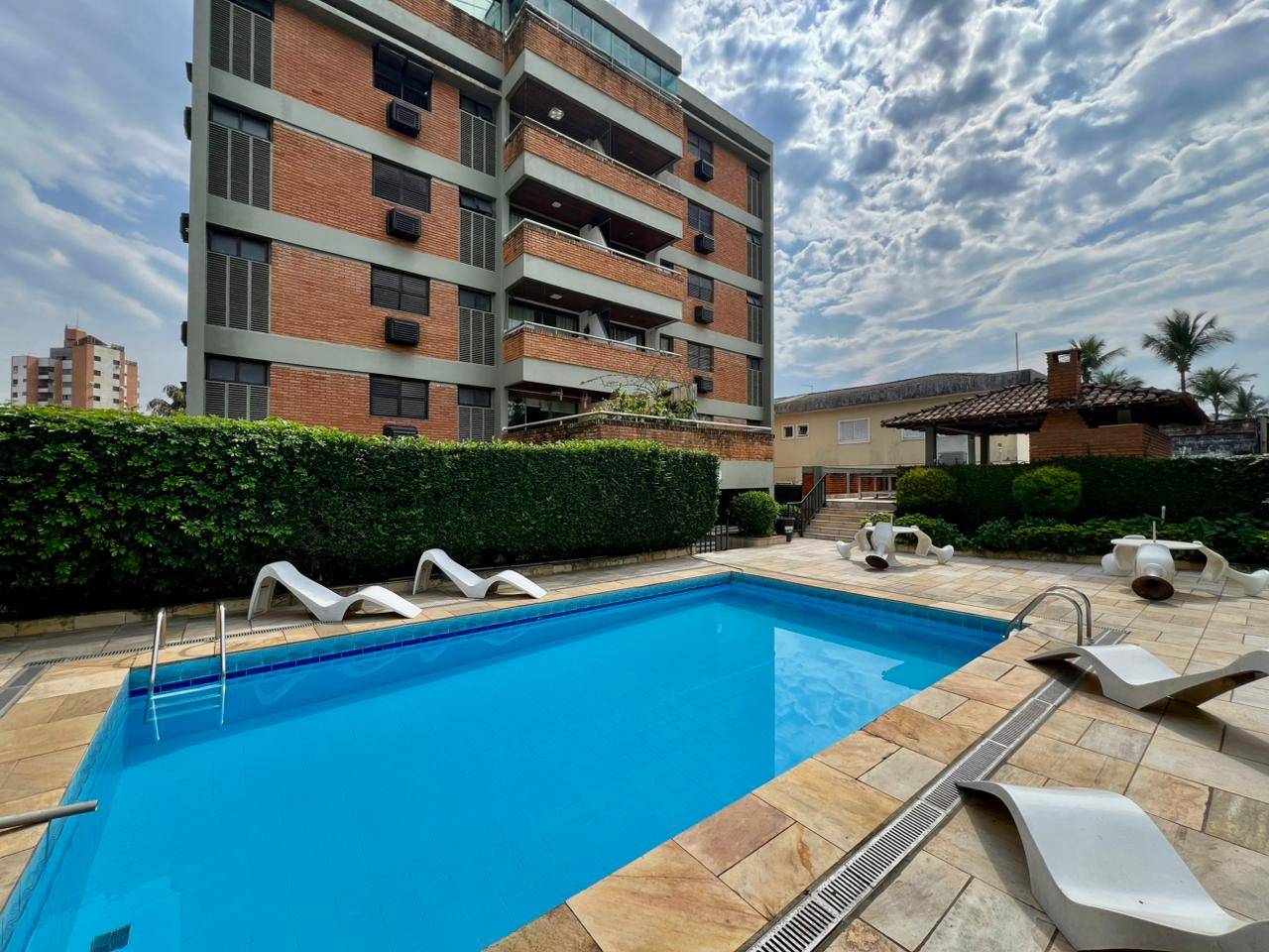 Apartamento 3 Suítes, Sacada e Lazer Completo na Praia da Enseada em Mar e Céu, Guarujá — foto 30