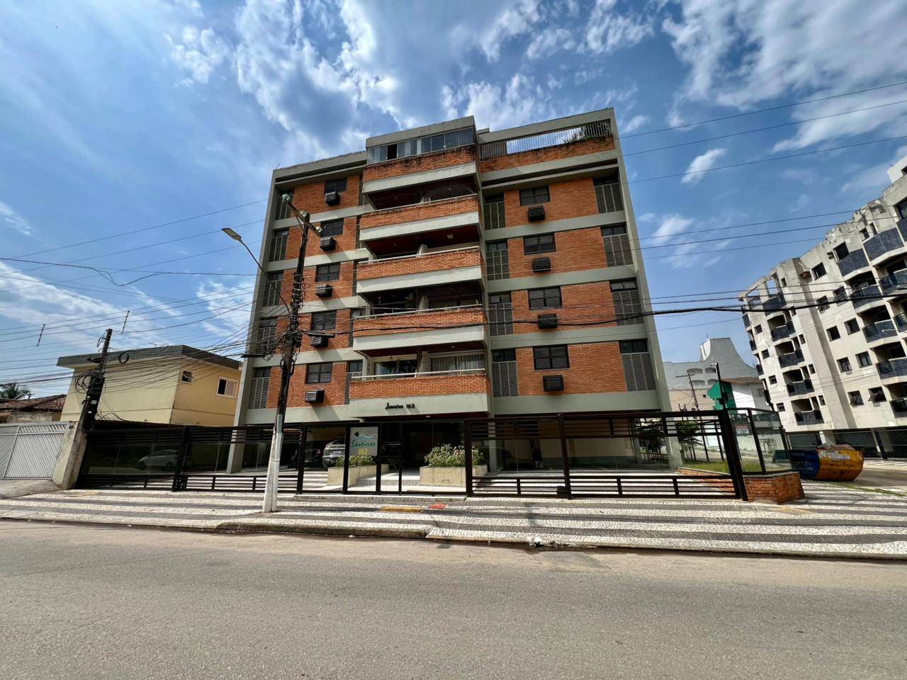 Apartamento 3 Suítes, Sacada e Lazer Completo na Praia da Enseada em Mar e Céu, Guarujá — foto 35