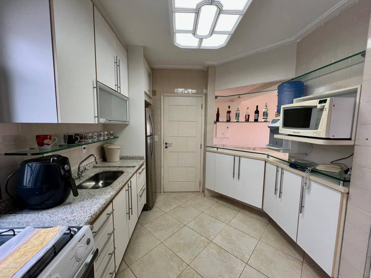 Apartamento 3 Suítes, Sacada e Lazer Completo na Praia da Enseada em Mar e Céu, Guarujá — foto 15