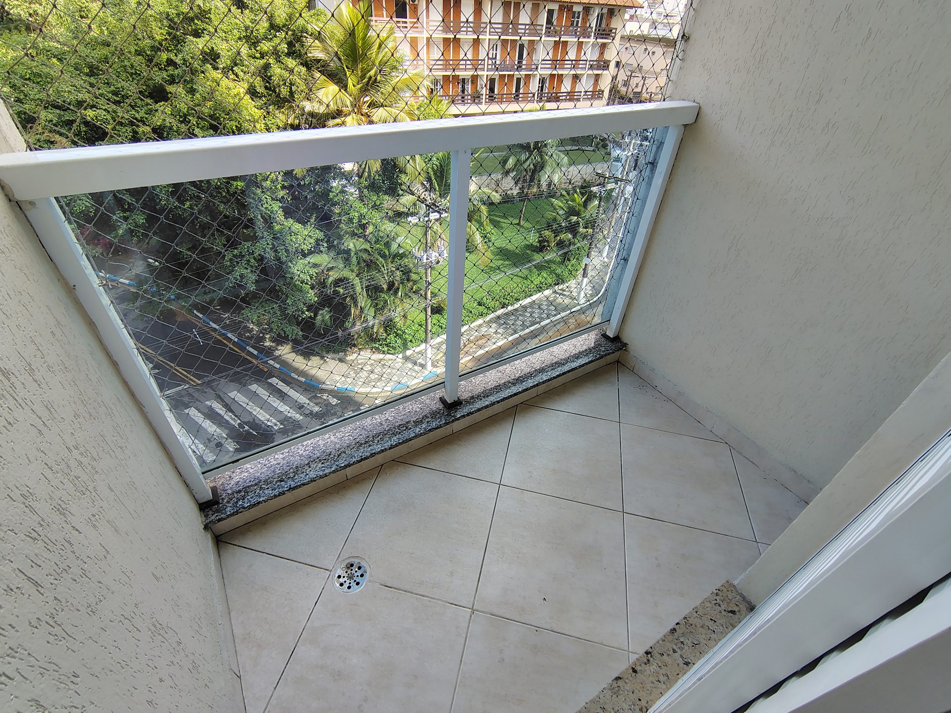Apto com 3 quartos, Astúrias, Guarujá em Jardim Las Palmas, Guarujá — foto 18