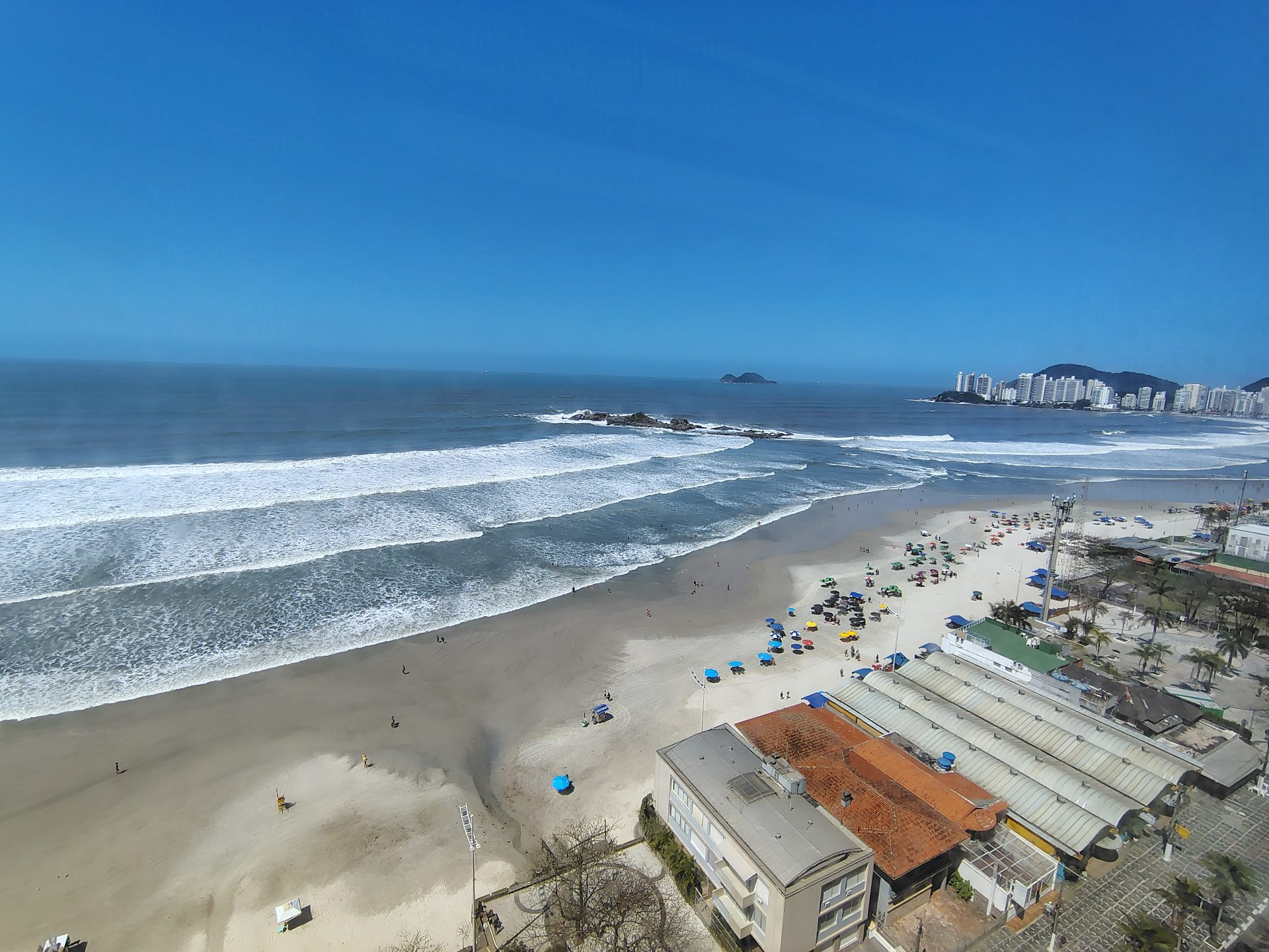 Apto 3 suítes, frente praia Pitangueiras, 1 vaga em Pitangueiras, Guarujá — foto 8