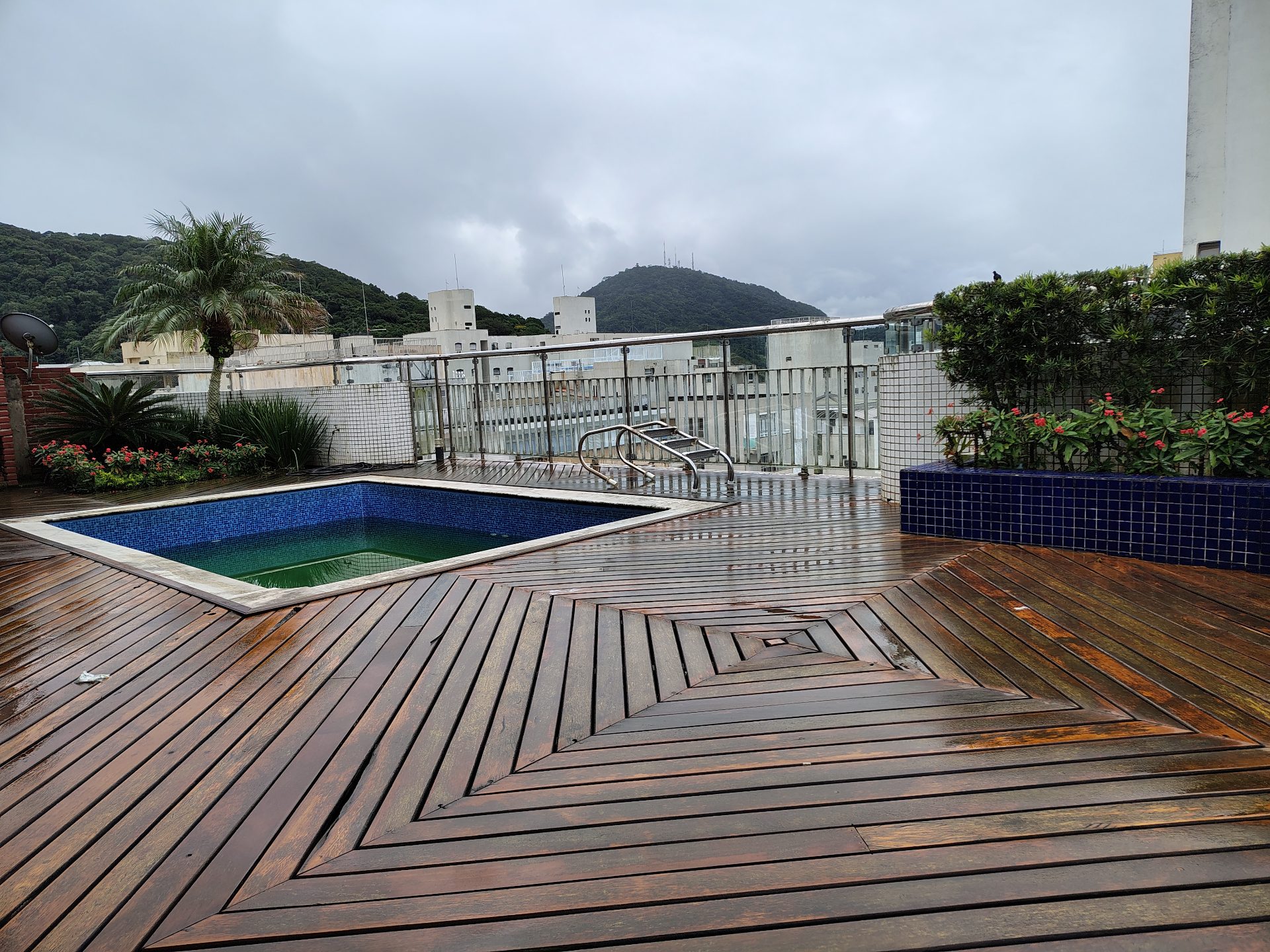 Cobertura 4 quartos, lazer, 2 vagas, Pitangueiras em Pitangueiras, Guarujá — foto 7