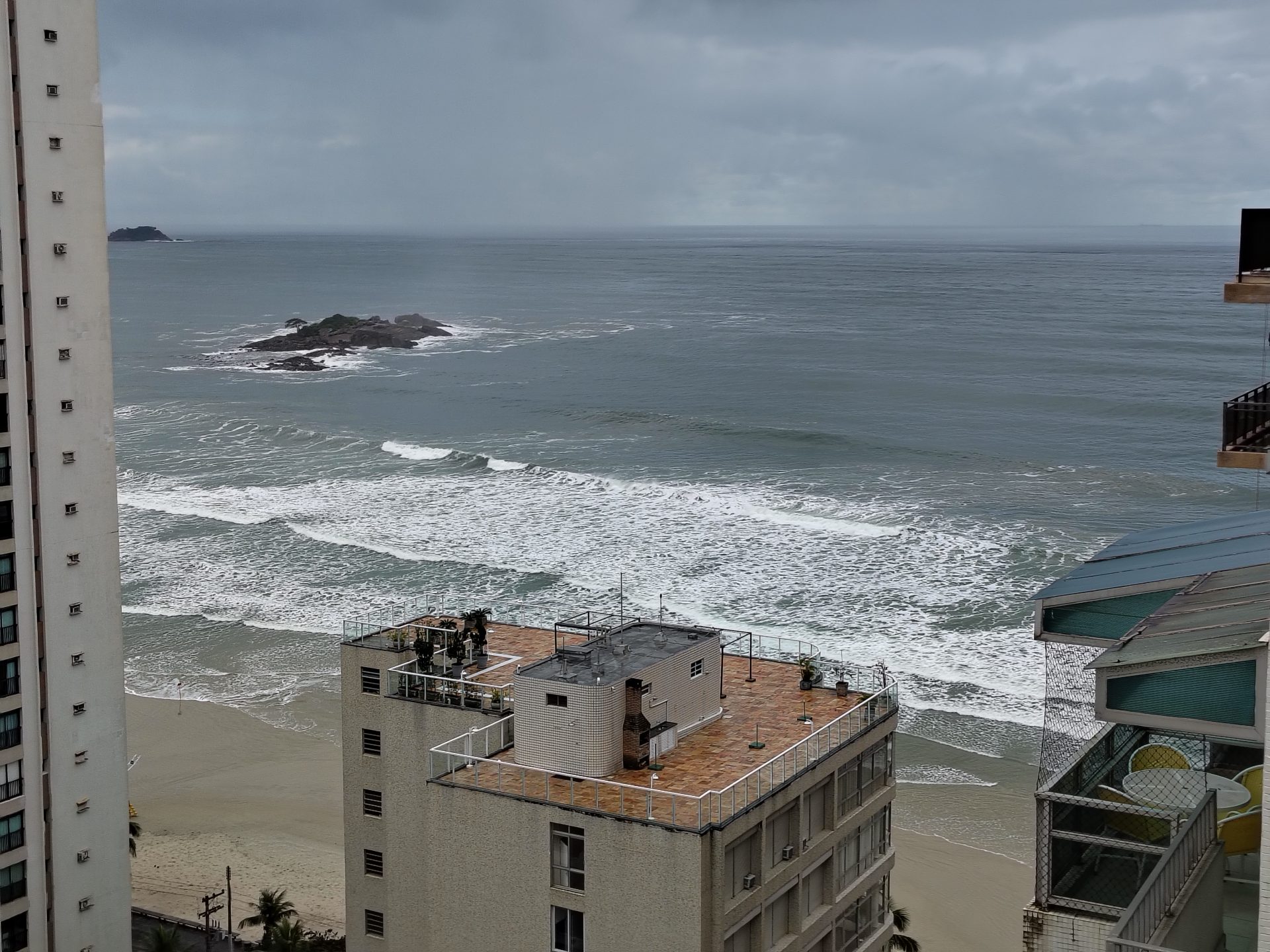 Cobertura 4 quartos, lazer, 2 vagas, Pitangueiras em Pitangueiras, Guarujá — foto 8