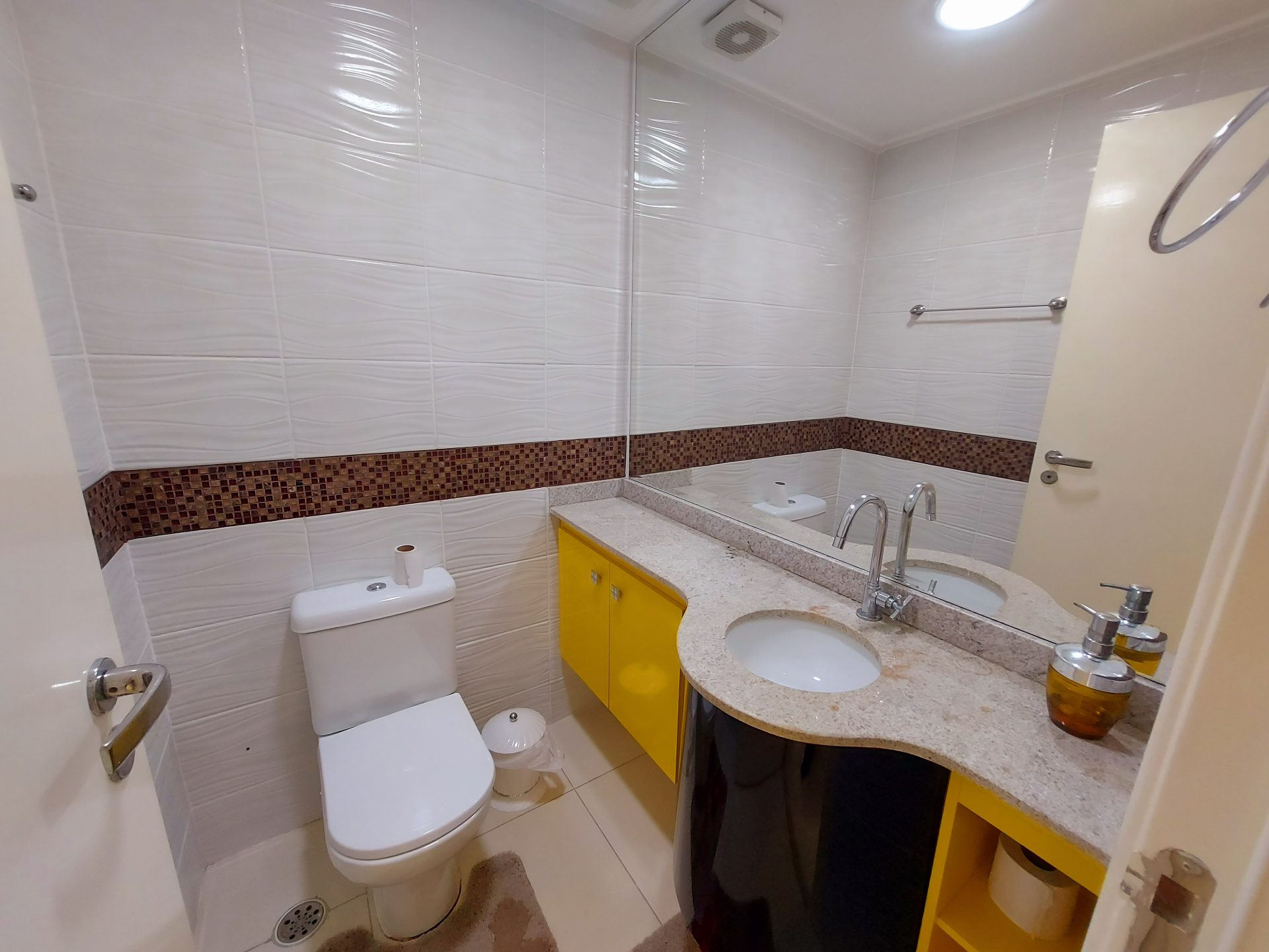 Apartamento de Alto Padrão com 4 Dormitórios, 2 Suítes e Varanda Gourmet a 250m da Praia em Enseada, Guarujá — foto 16